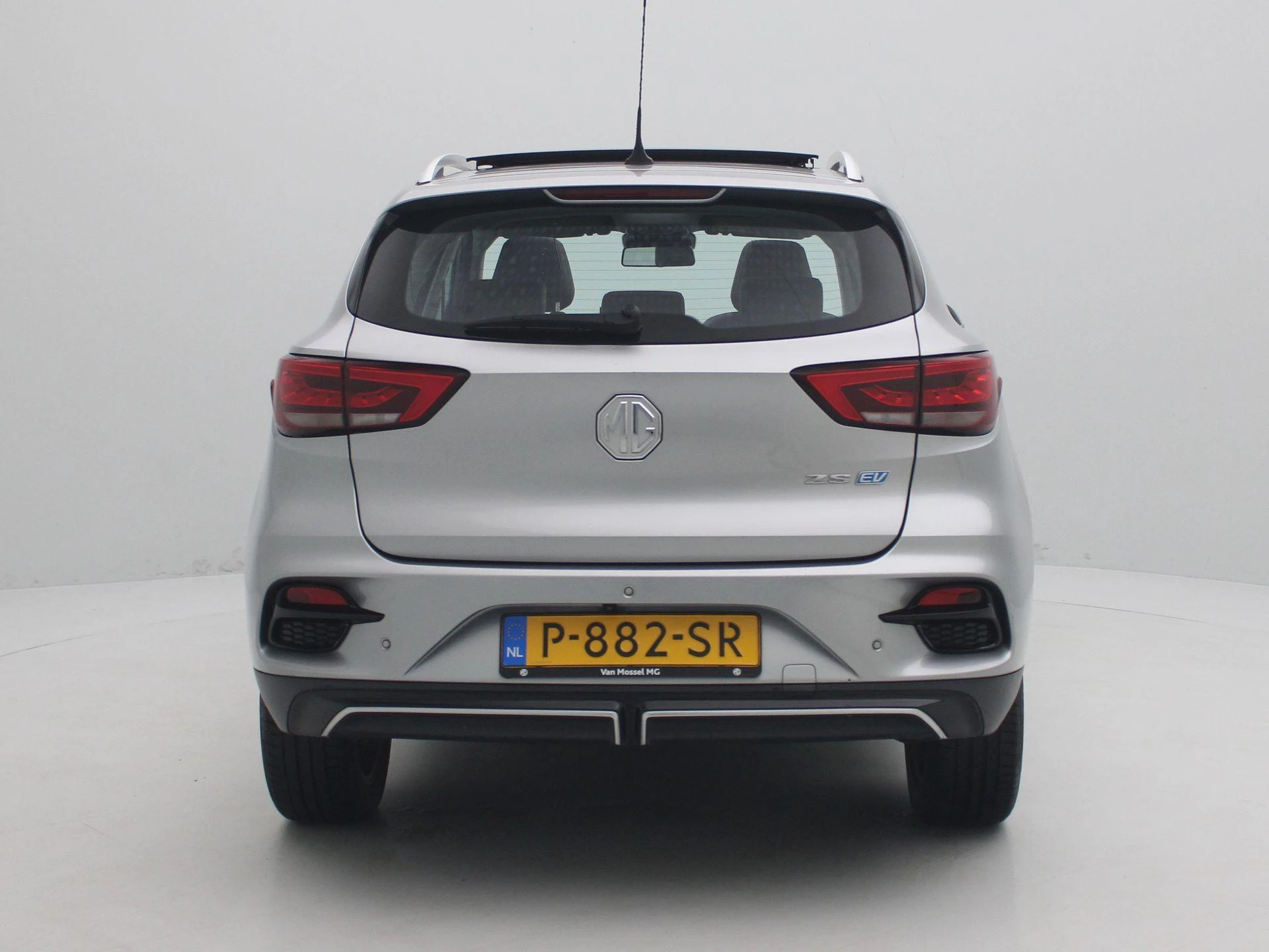 MG Standard Range Luxury 50 kWh