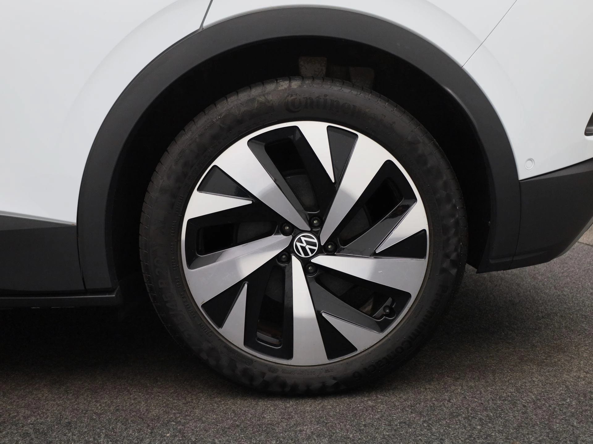 Volkswagen-ID.4-image-11