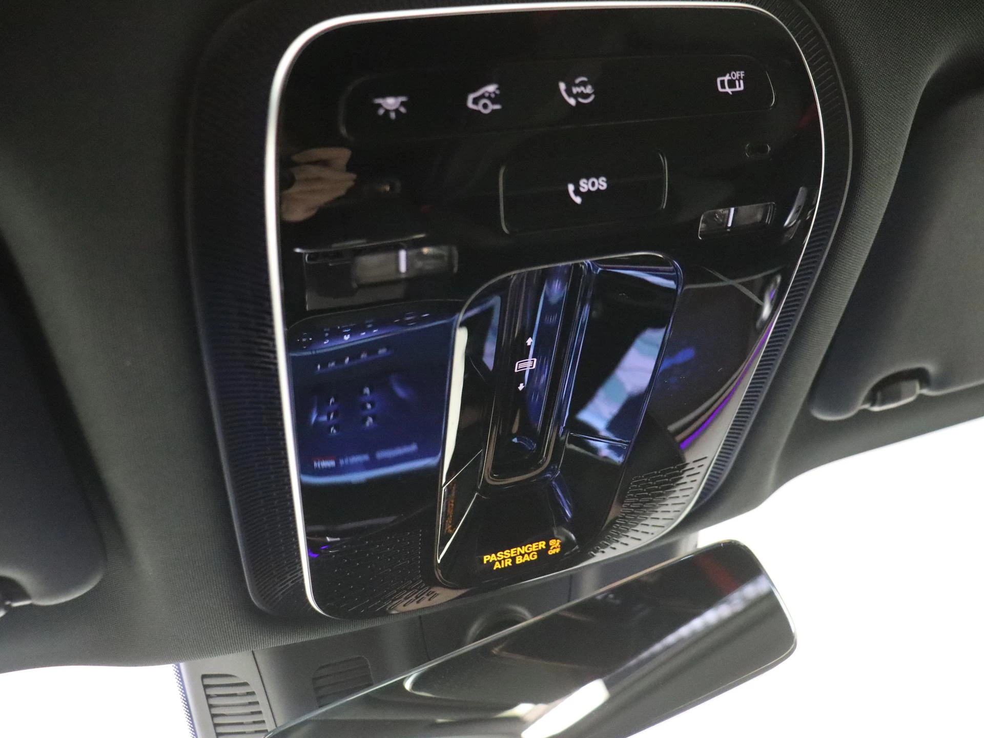 Mercedes-Benz-EQE-image-27