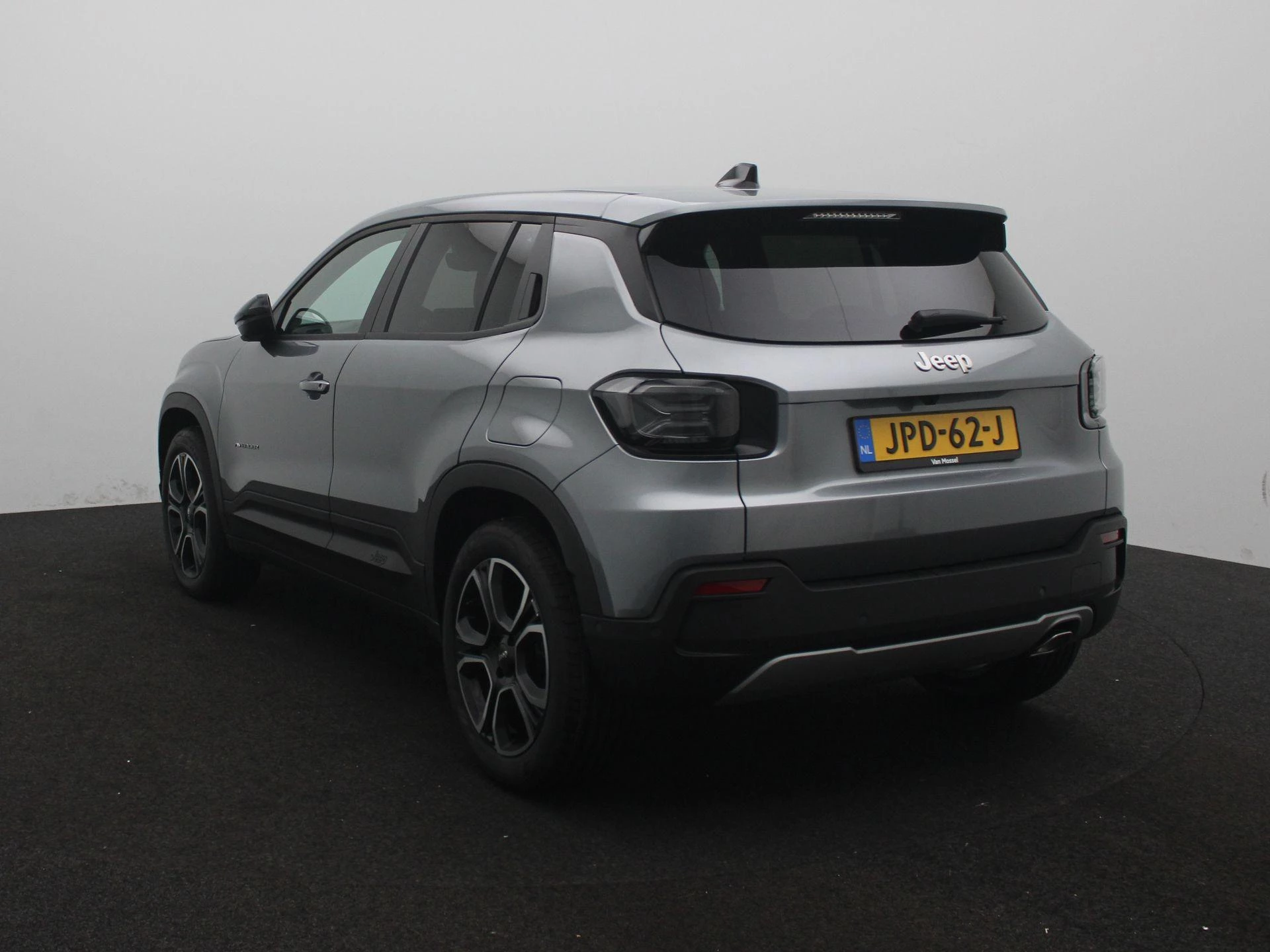 Jeep Avenger 1.2 e-Hybrid Summit