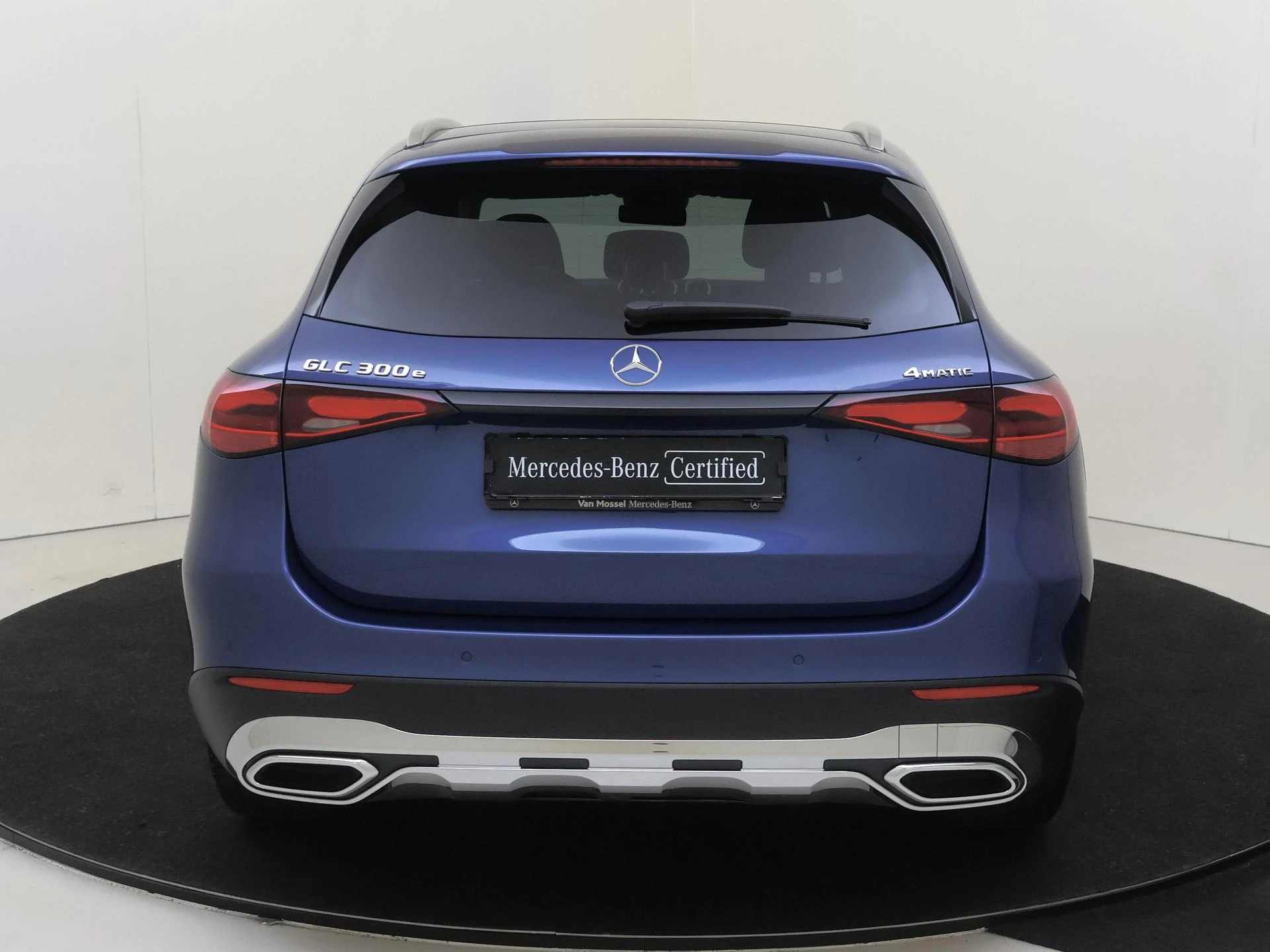 Mercedes-Benz-GLC-image-6