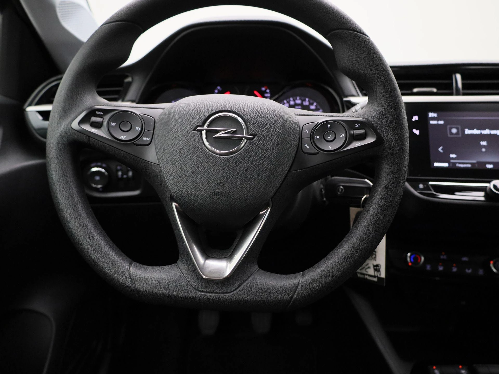 Opel-Corsa-image-6