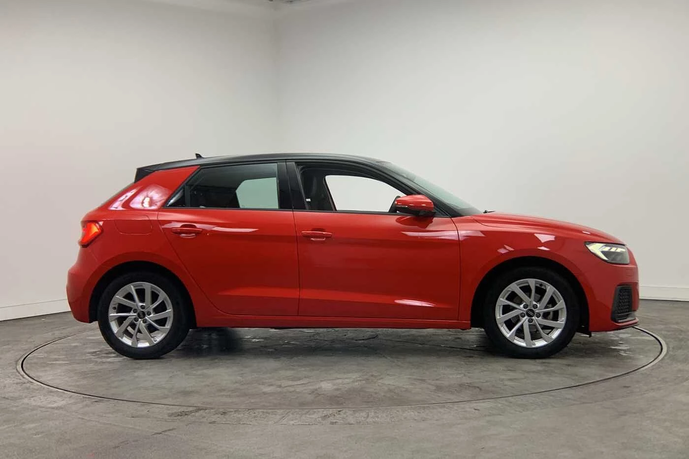 Audi-A1 Sportback-image-3