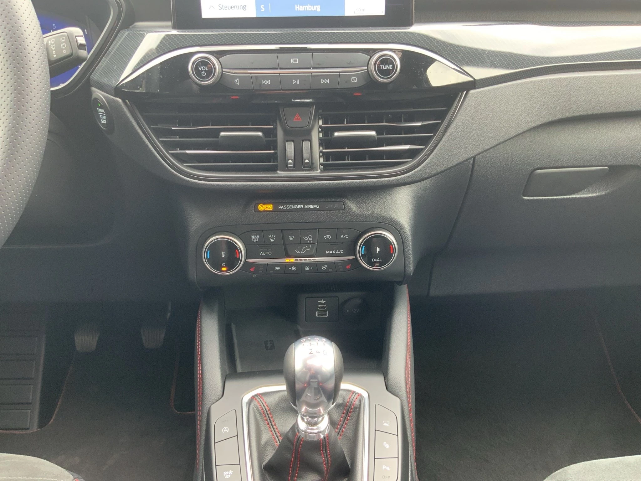 Ford Kuga ST-Line X*PANO*AHK*KAM*ACC*NAVI*SOUND-SYS.