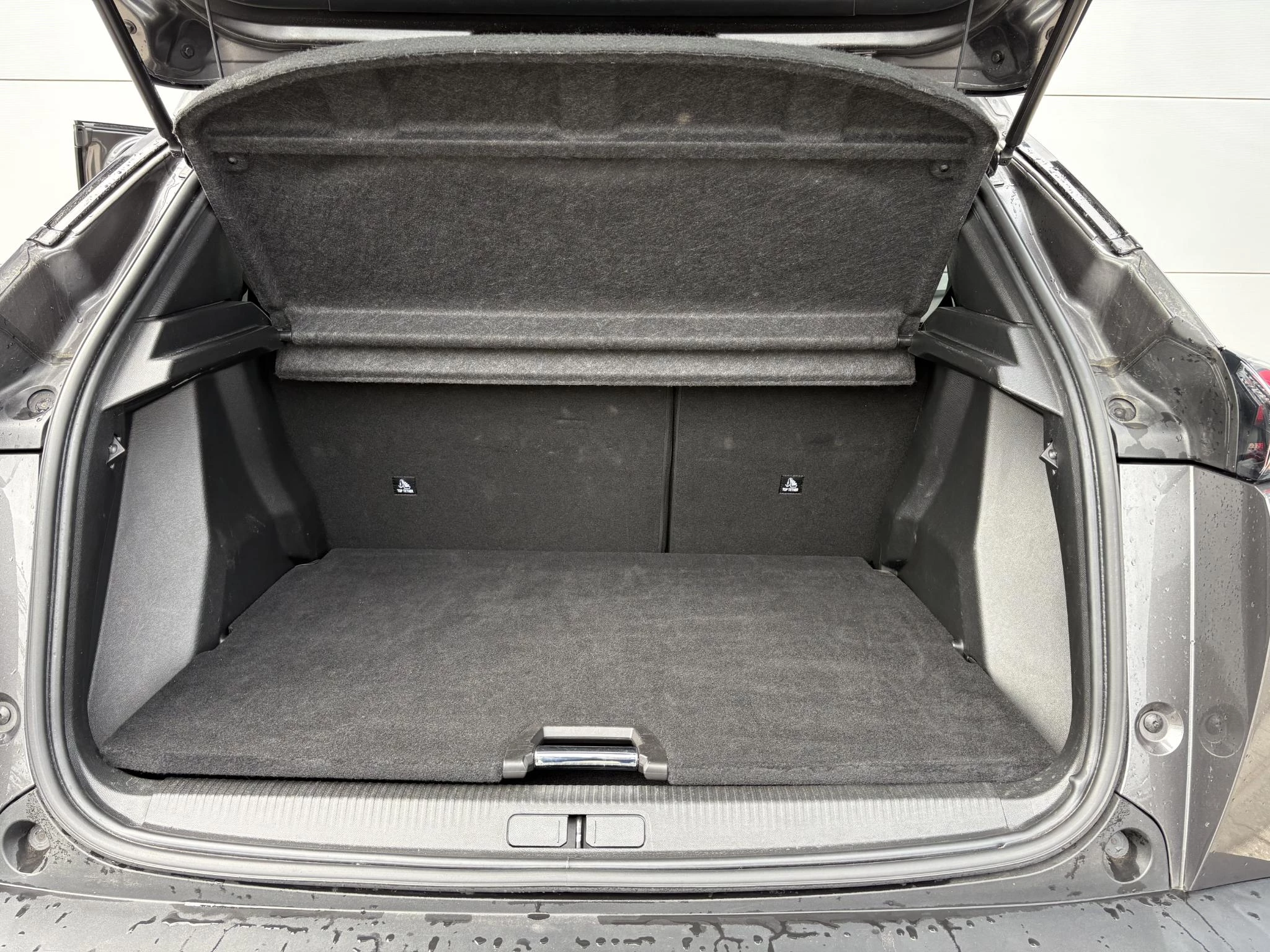 Peugeot-2008-image-17