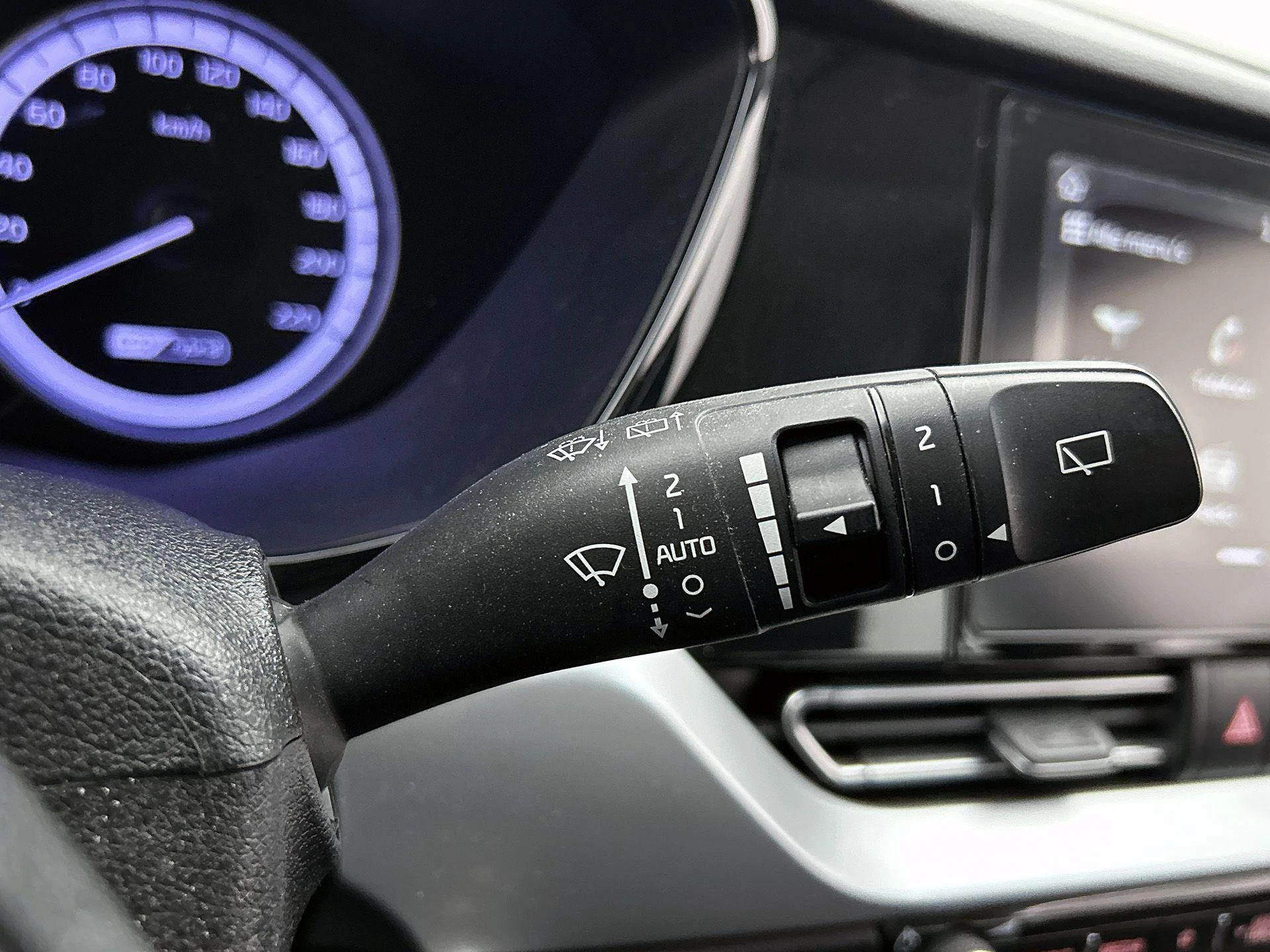 Kia-Niro-image-9