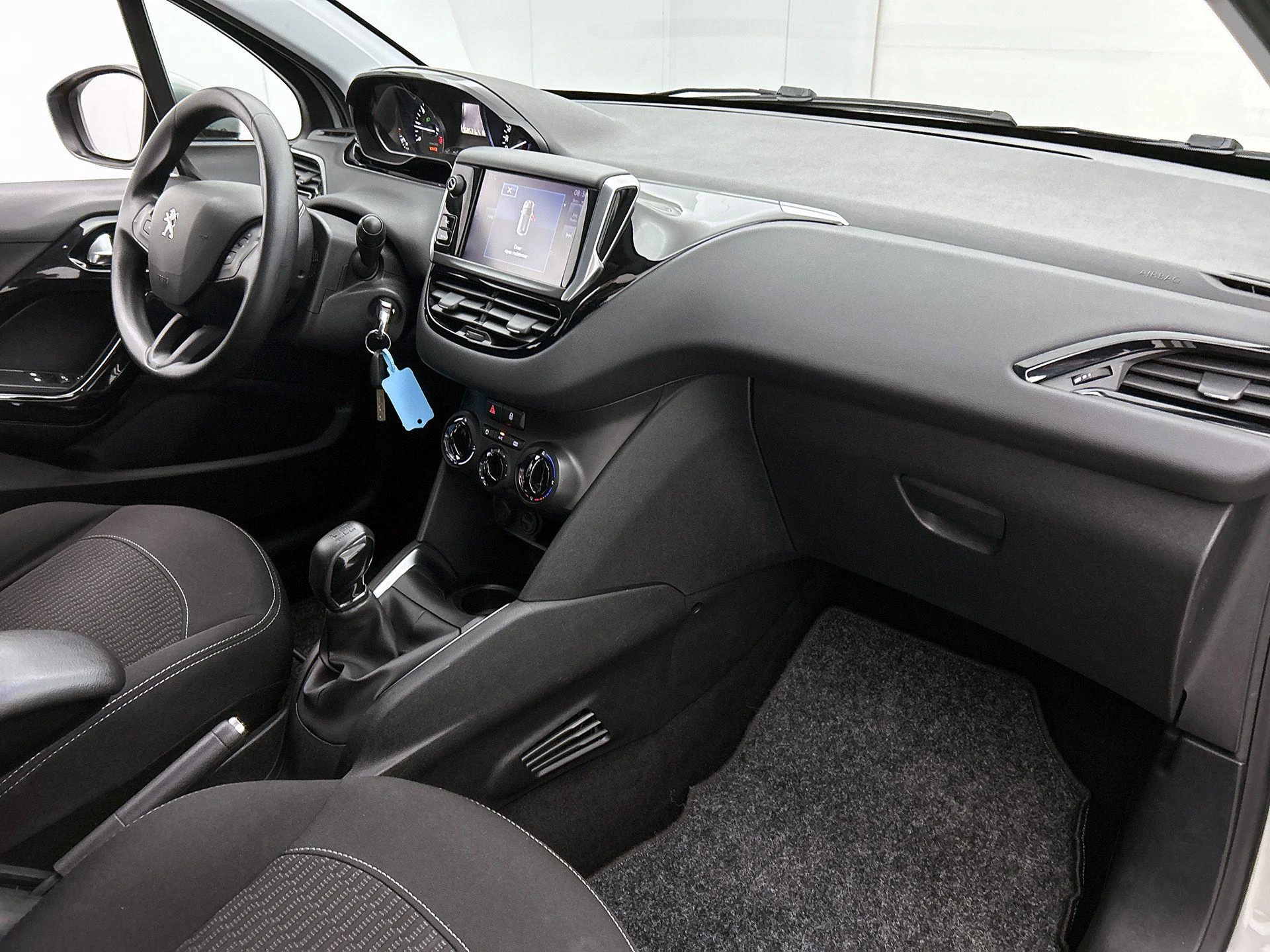 Peugeot 208 1.2 PureTech Blue Lion