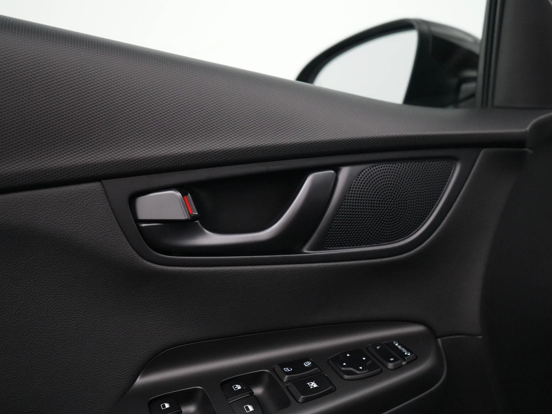 Hyundai-Kona-image-30
