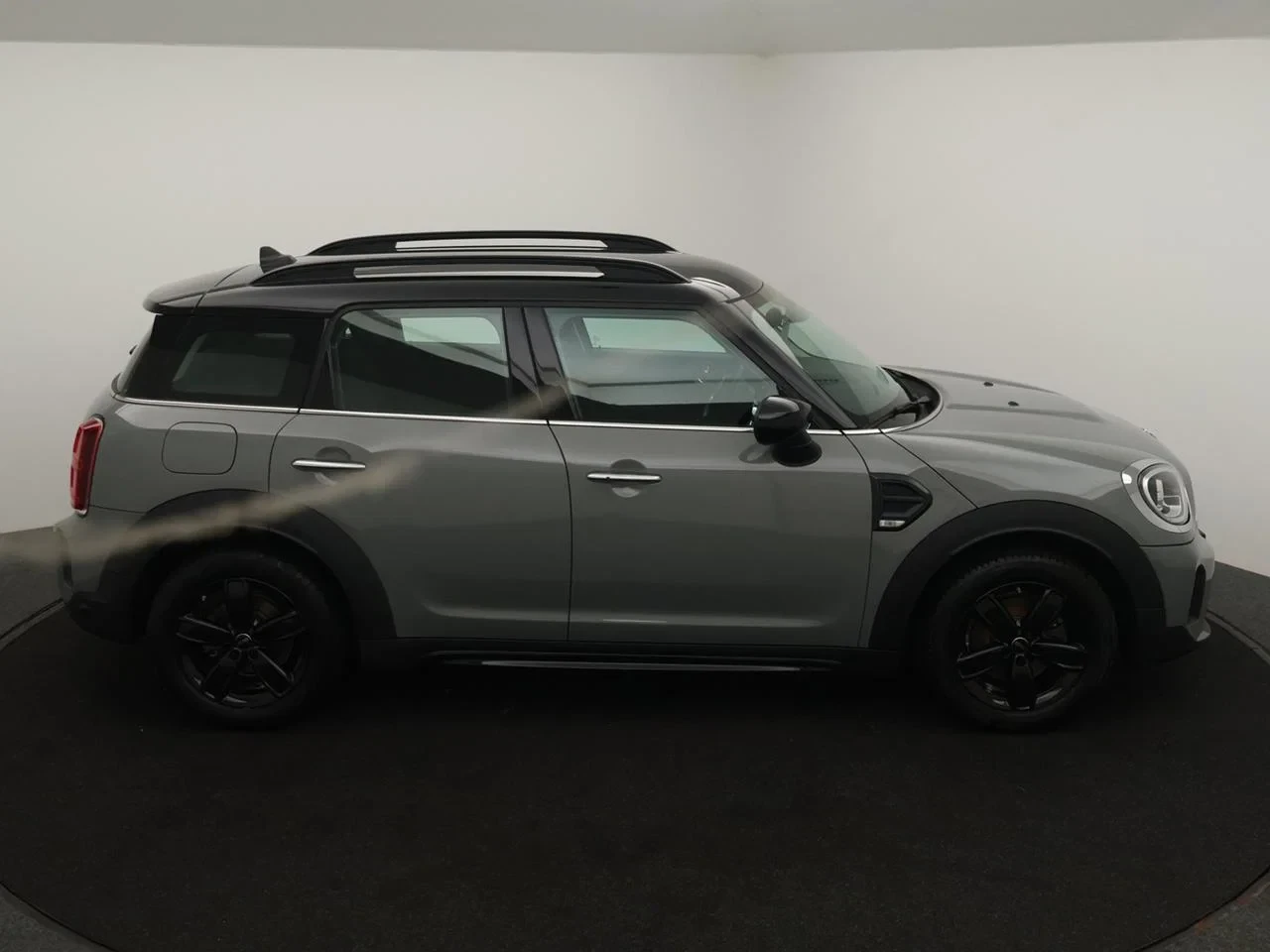 MINI Countryman Mini (F60 LCI) Mini Countryman 1.5 136PK*NAVIPRO*SFEERVERLICHTING*LED*KEYLESSENTRY*TREKHAAK*