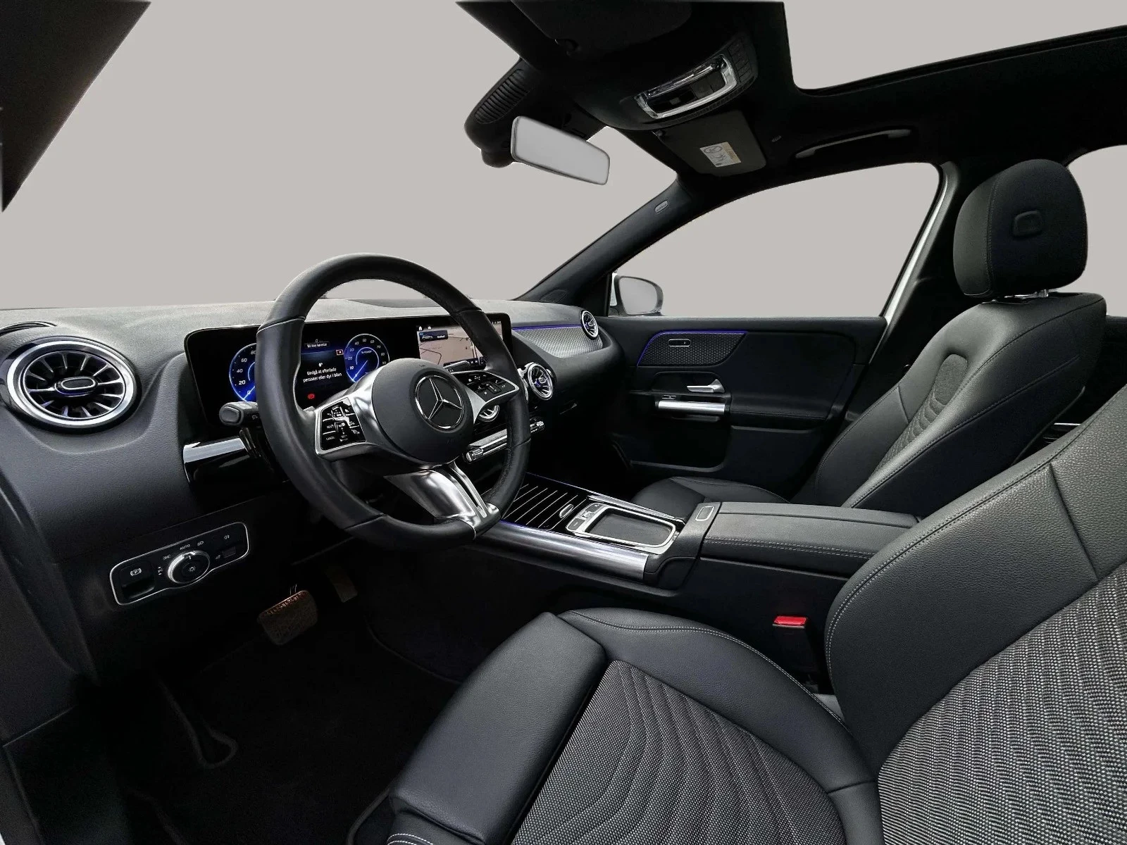 Mercedes-Benz-EQA-image-9