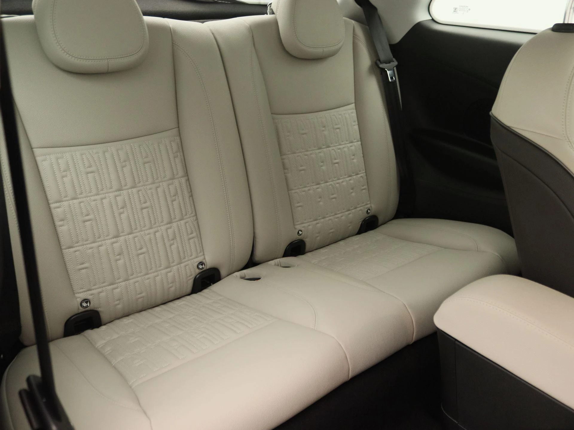 Fiat-500-image-24