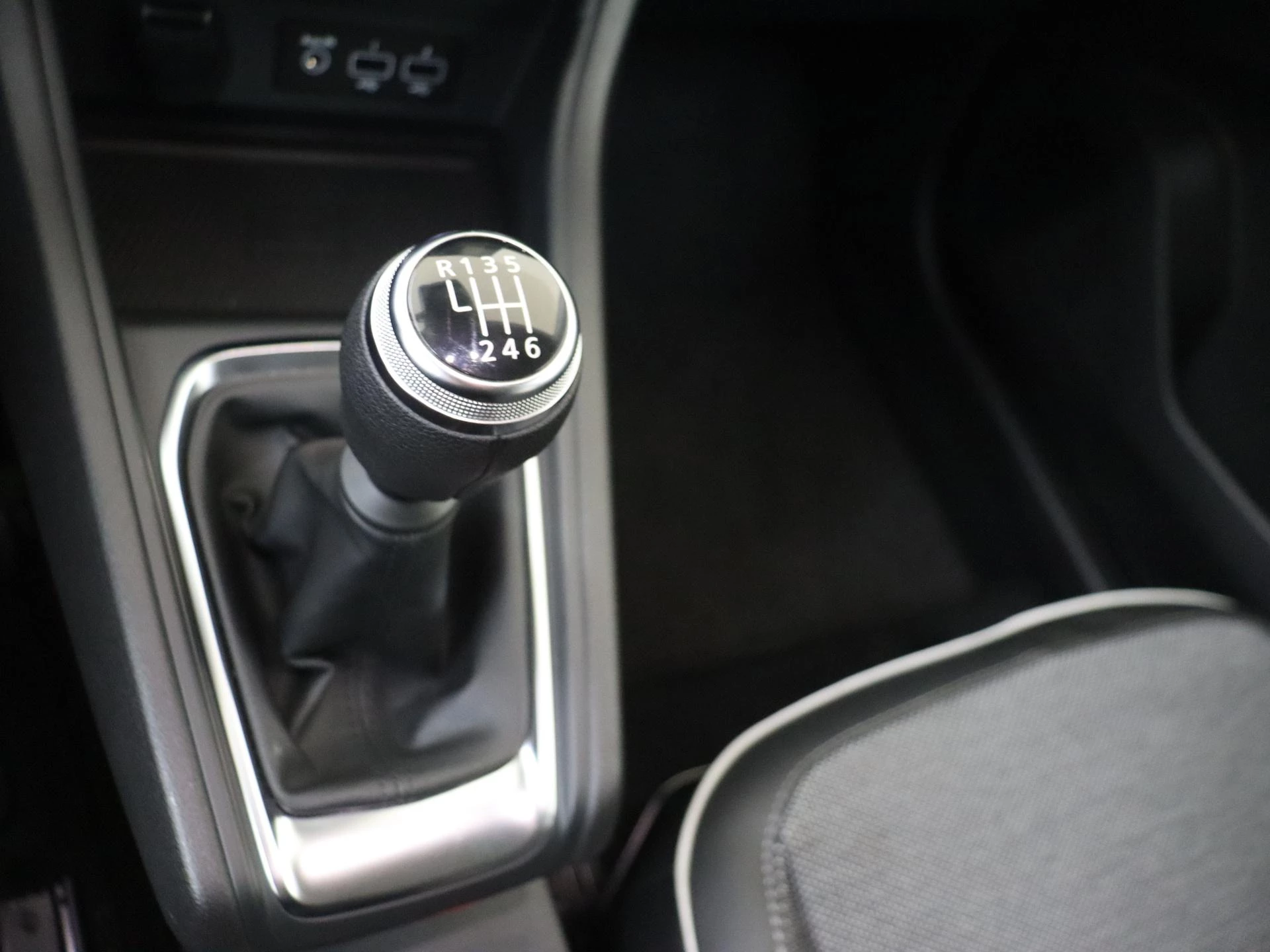 Renault-Captur-image-18