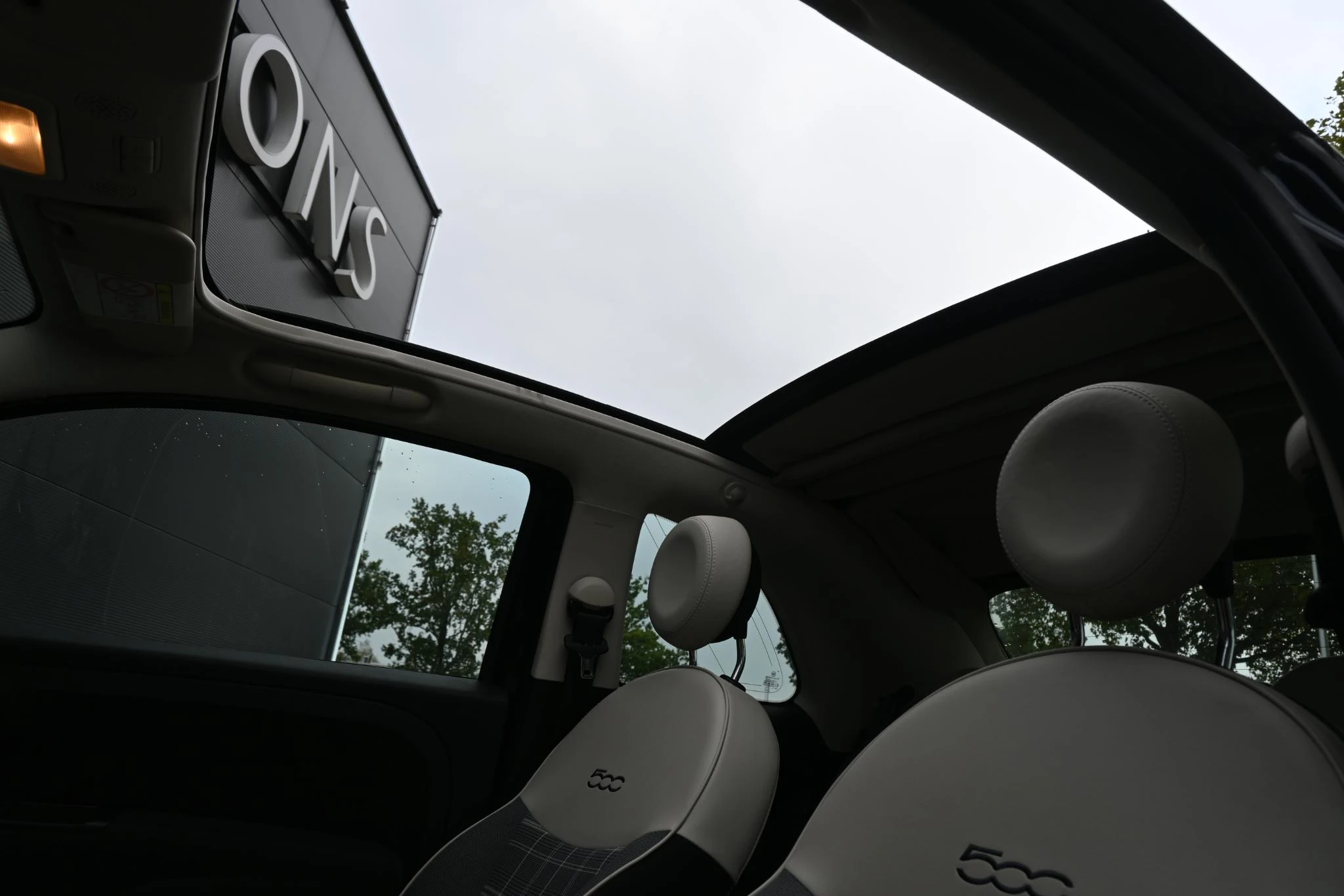 Fiat-500C-image-18