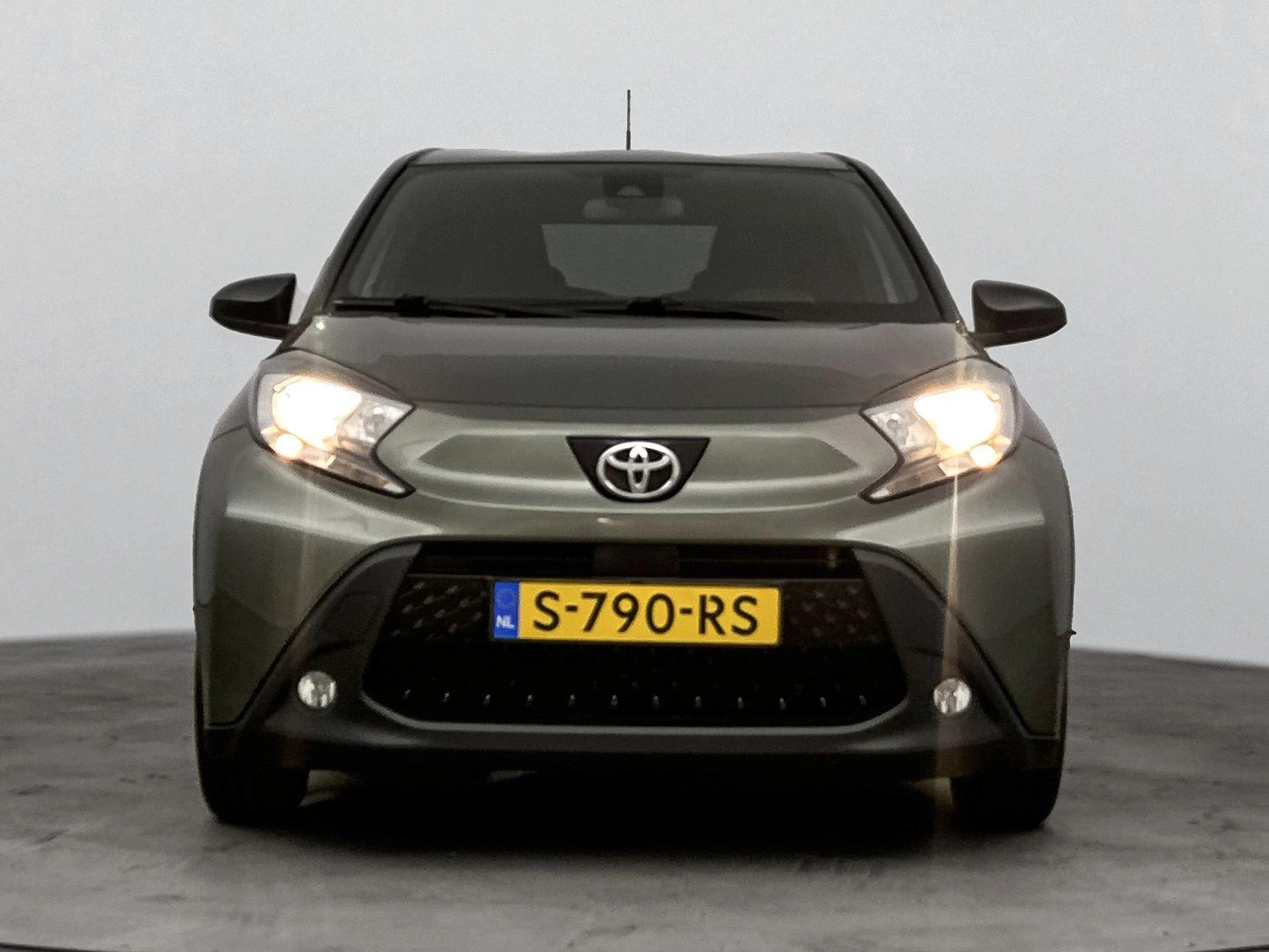 Toyota Aygo X 1.0 VVT-i S-CVT Envy 72PK