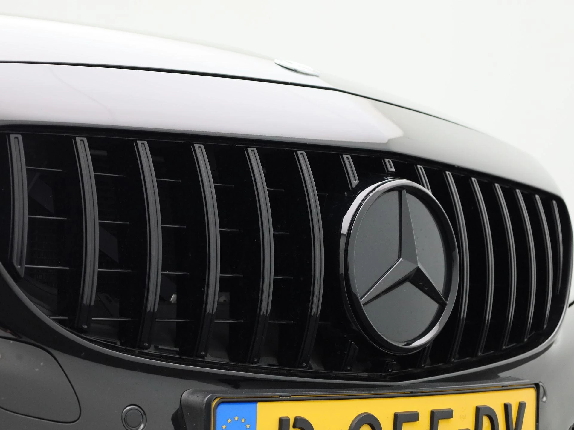 Mercedes-Benz-C-Klasse-image-43