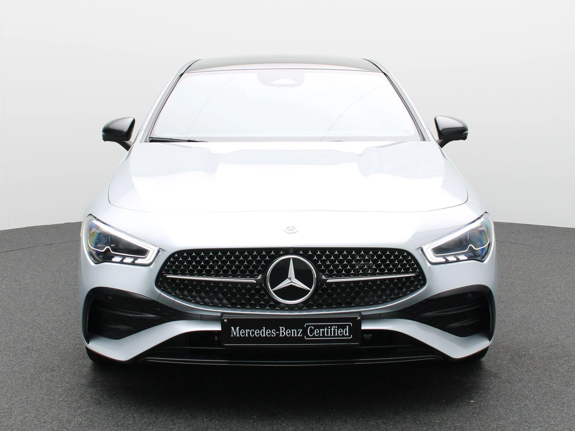 Mercedes-Benz-CLA-image-2