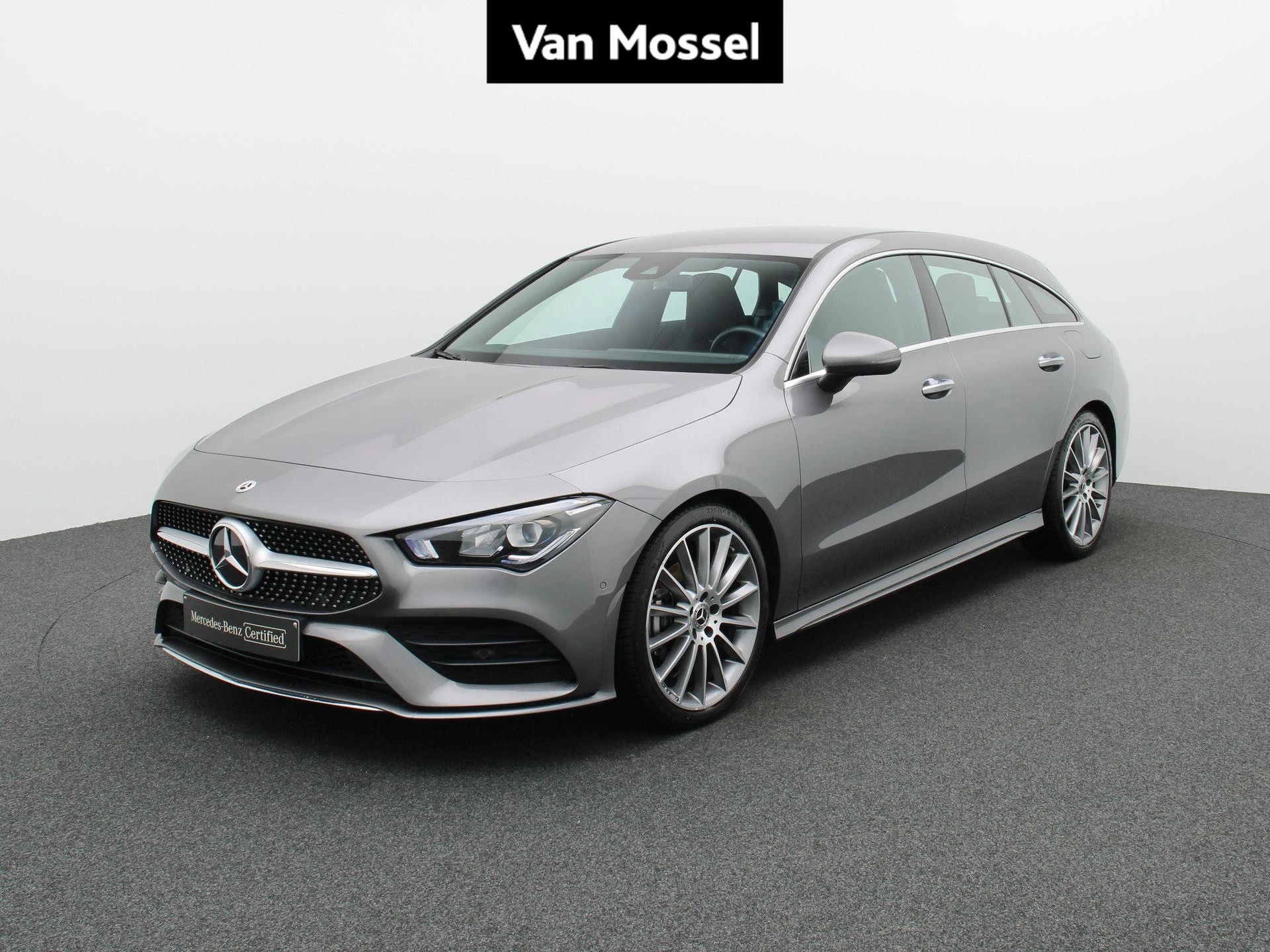 Mercedes-Benz-CLA-image-0