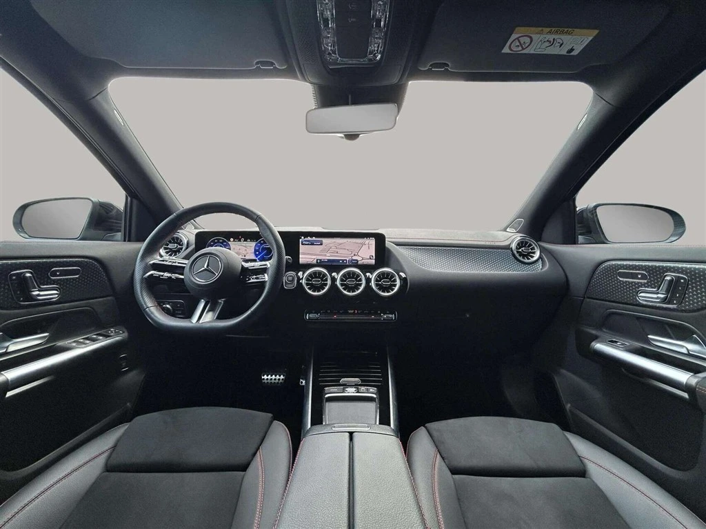 Mercedes-Benz-EQA-image-12