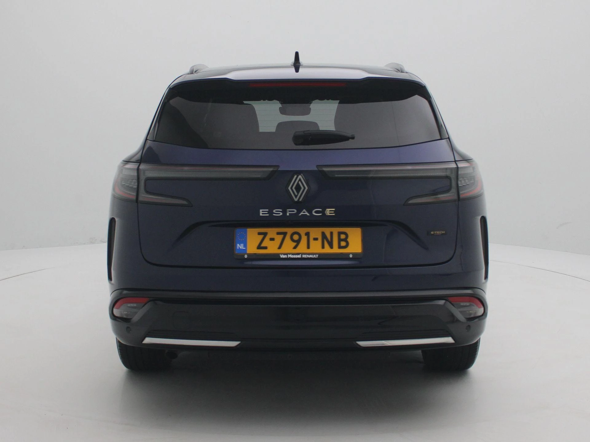 Renault Espace E-Tech full hybrid 200 iconic 7p.