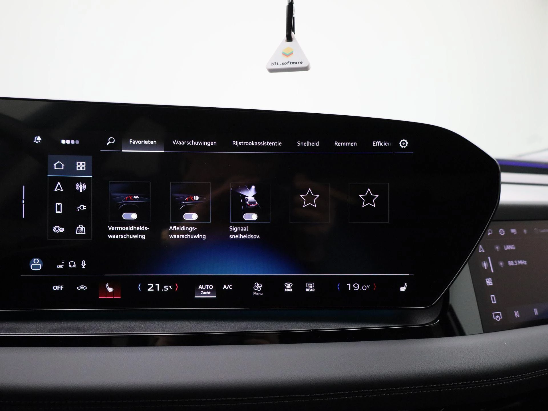 Audi-Q6 e-tron-image-32