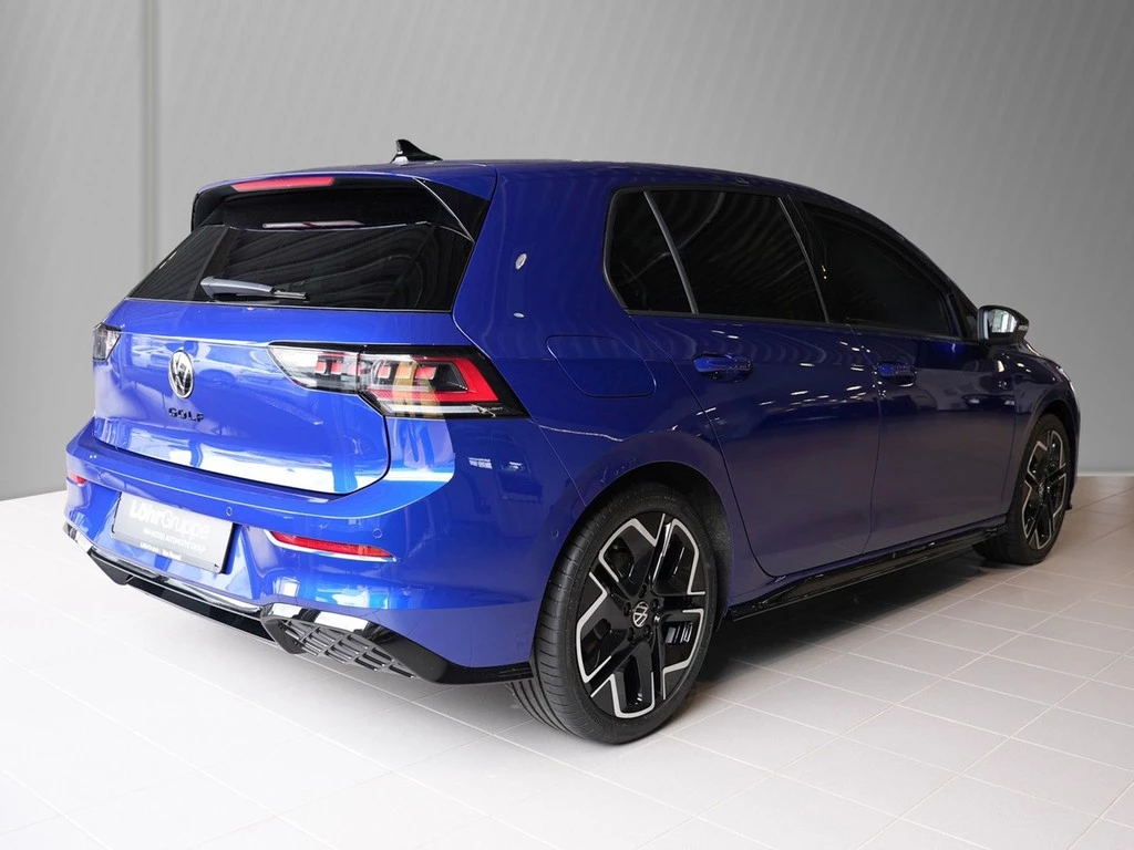 Volkswagen Golf 1,5 l eTSI DSG R-Line AHK LM18" SOUND HK