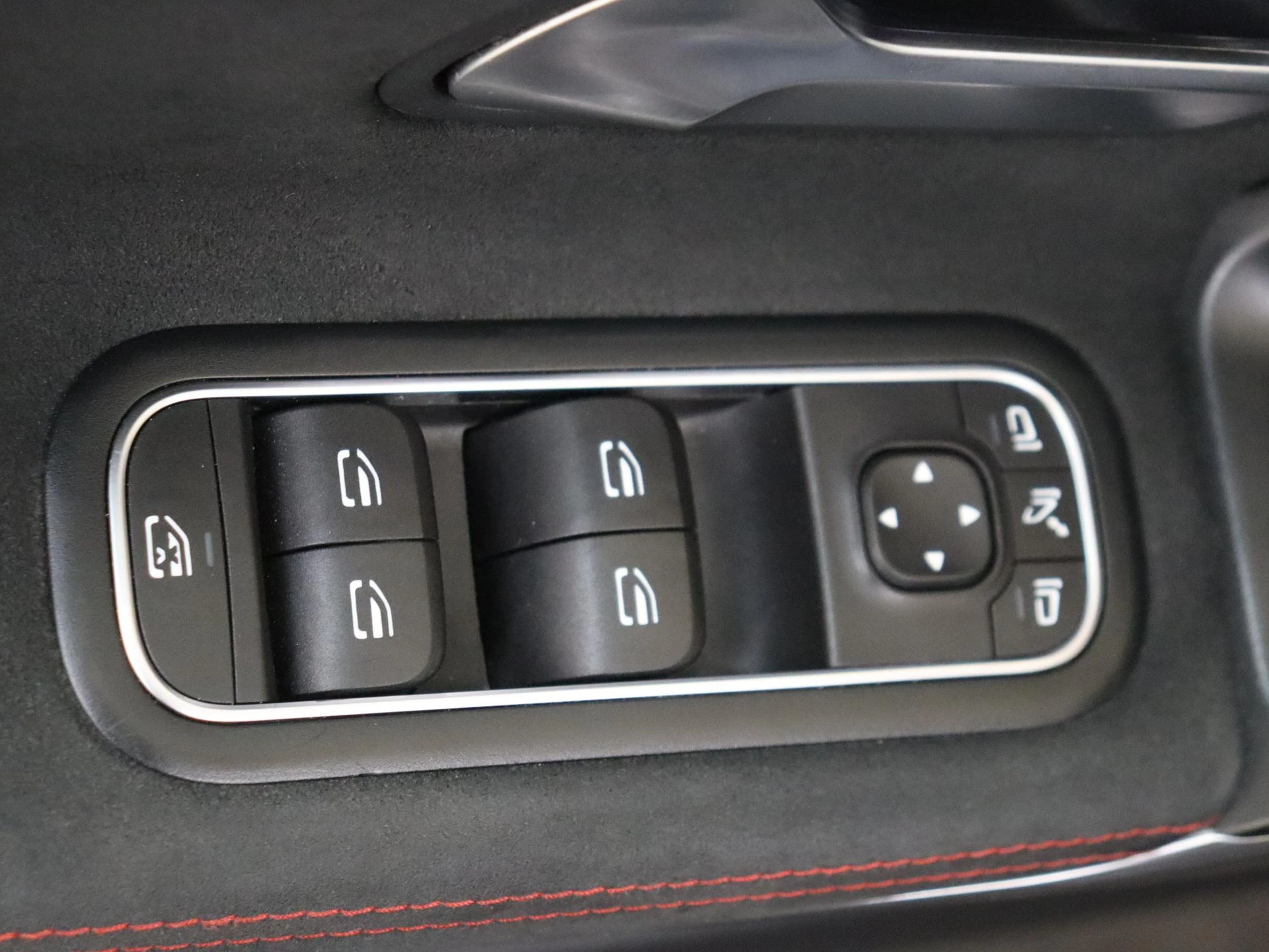 Mercedes-Benz CLA 250 e Premium Plus