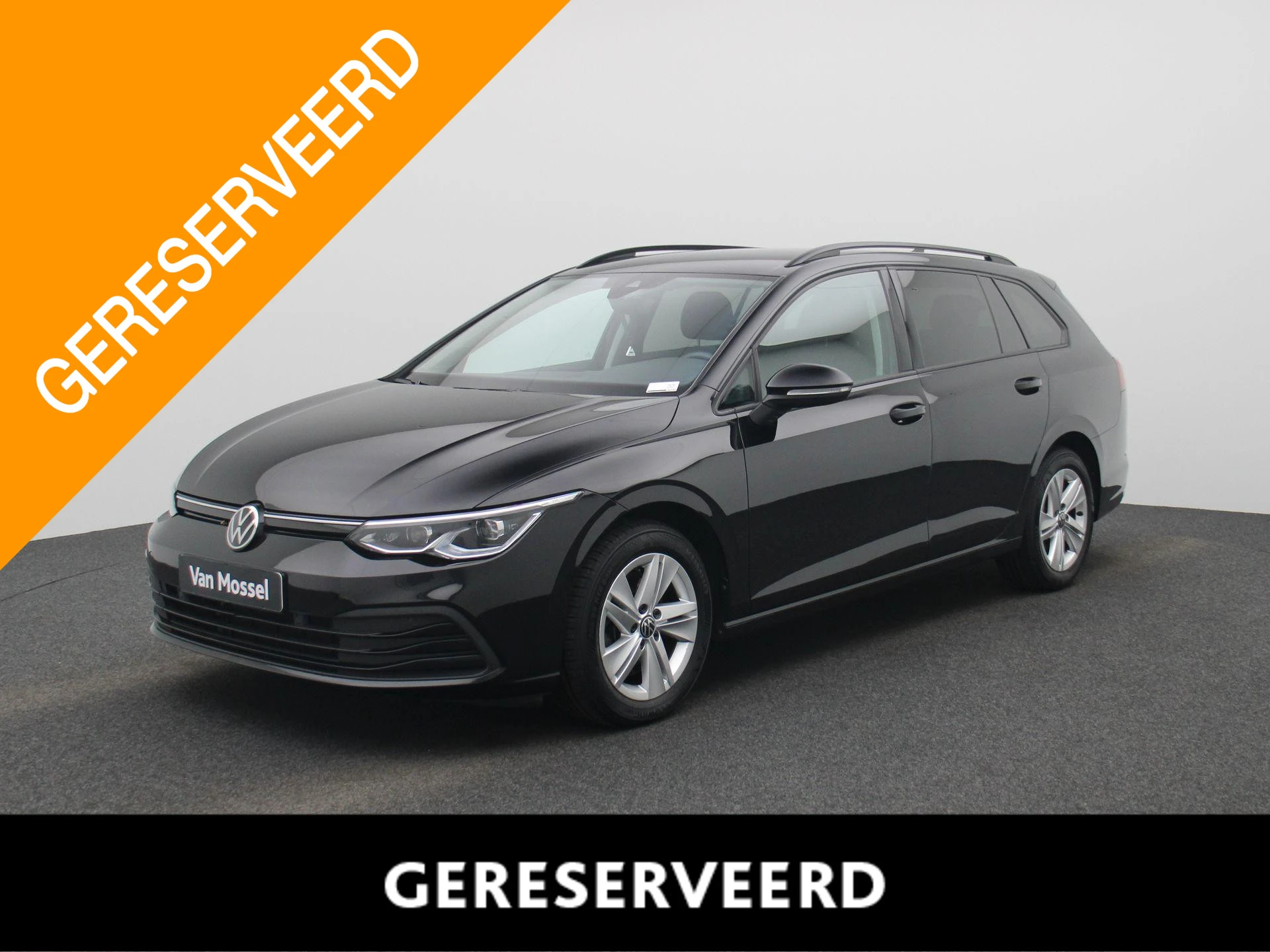 Volkswagen-Golf-image-0