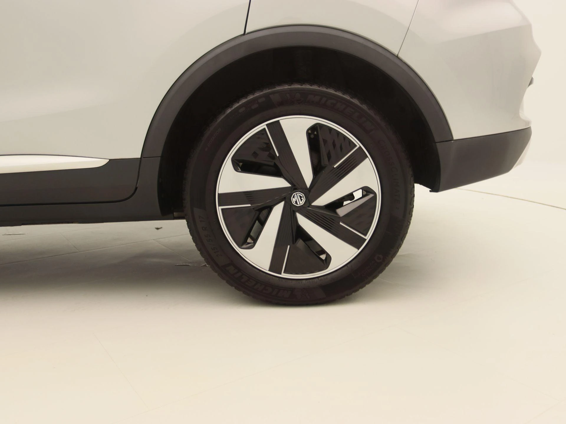MG-ZS EV-image-14