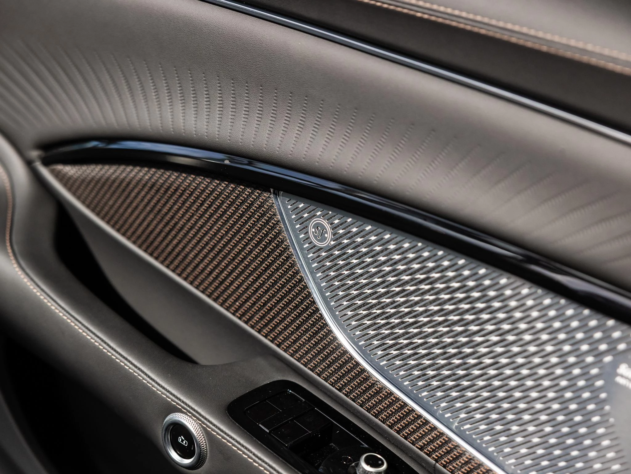 Maserati-GranTurismo-image-38