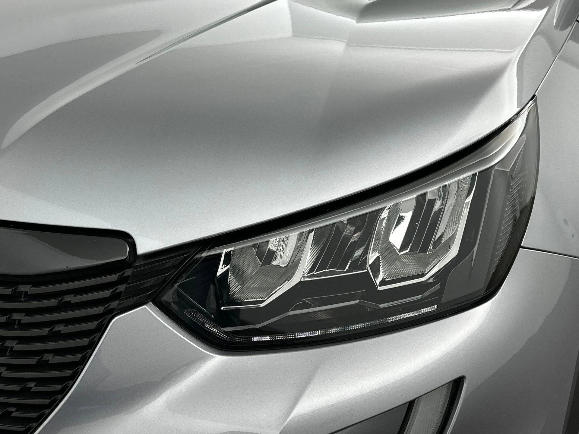 Peugeot-2008-image-17