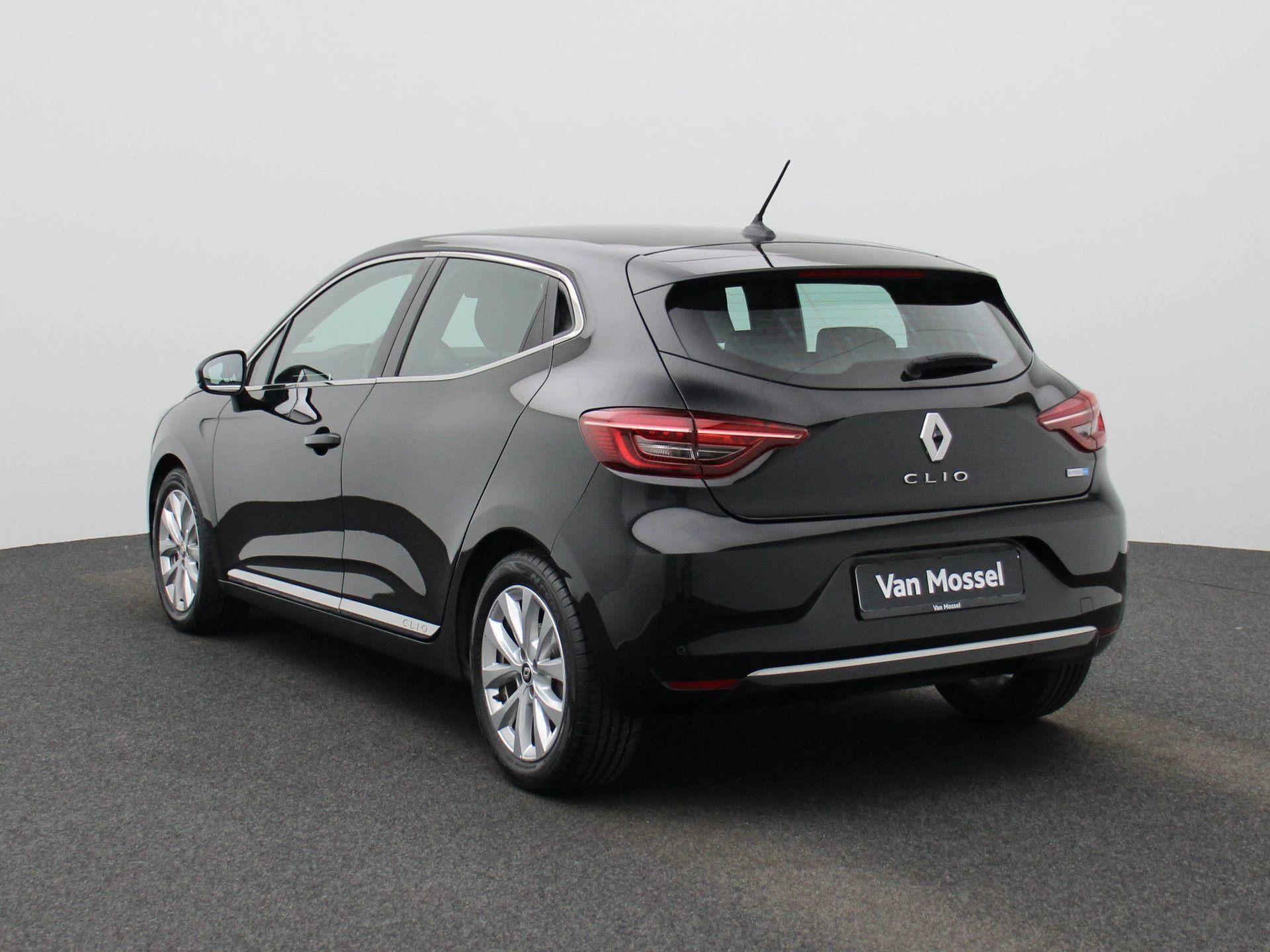 Renault-Clio-image-1