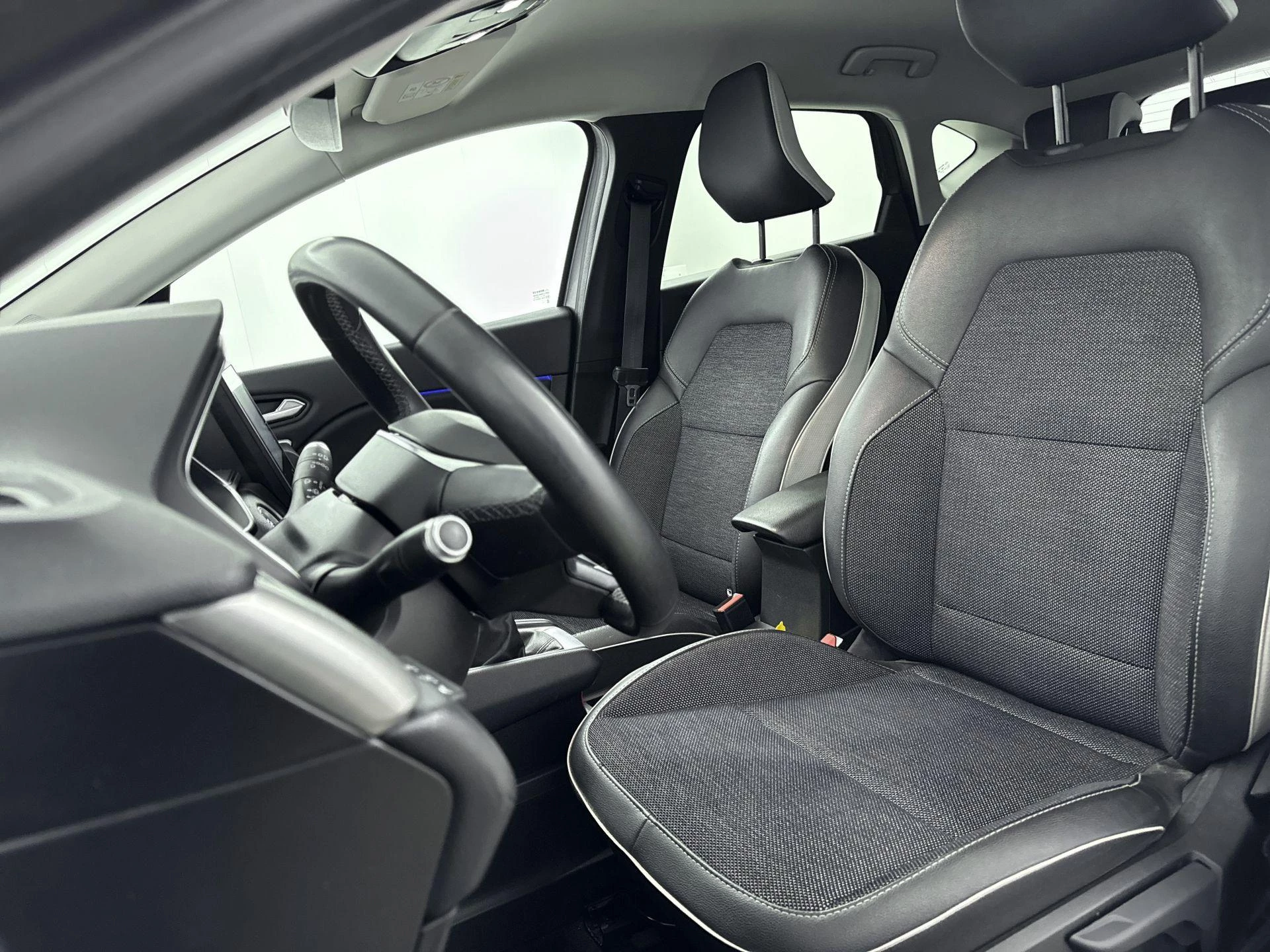 Renault-Captur-image-9