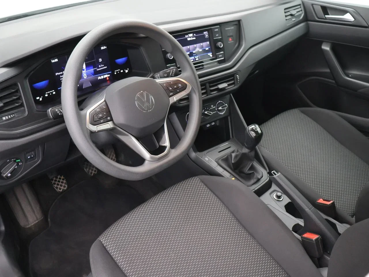 Volkswagen Polo Polo 1.0 MPI 80pk *APP CONNECT*BLTH*CRUISE*PDC*DIGITAL DASHBOARD*...