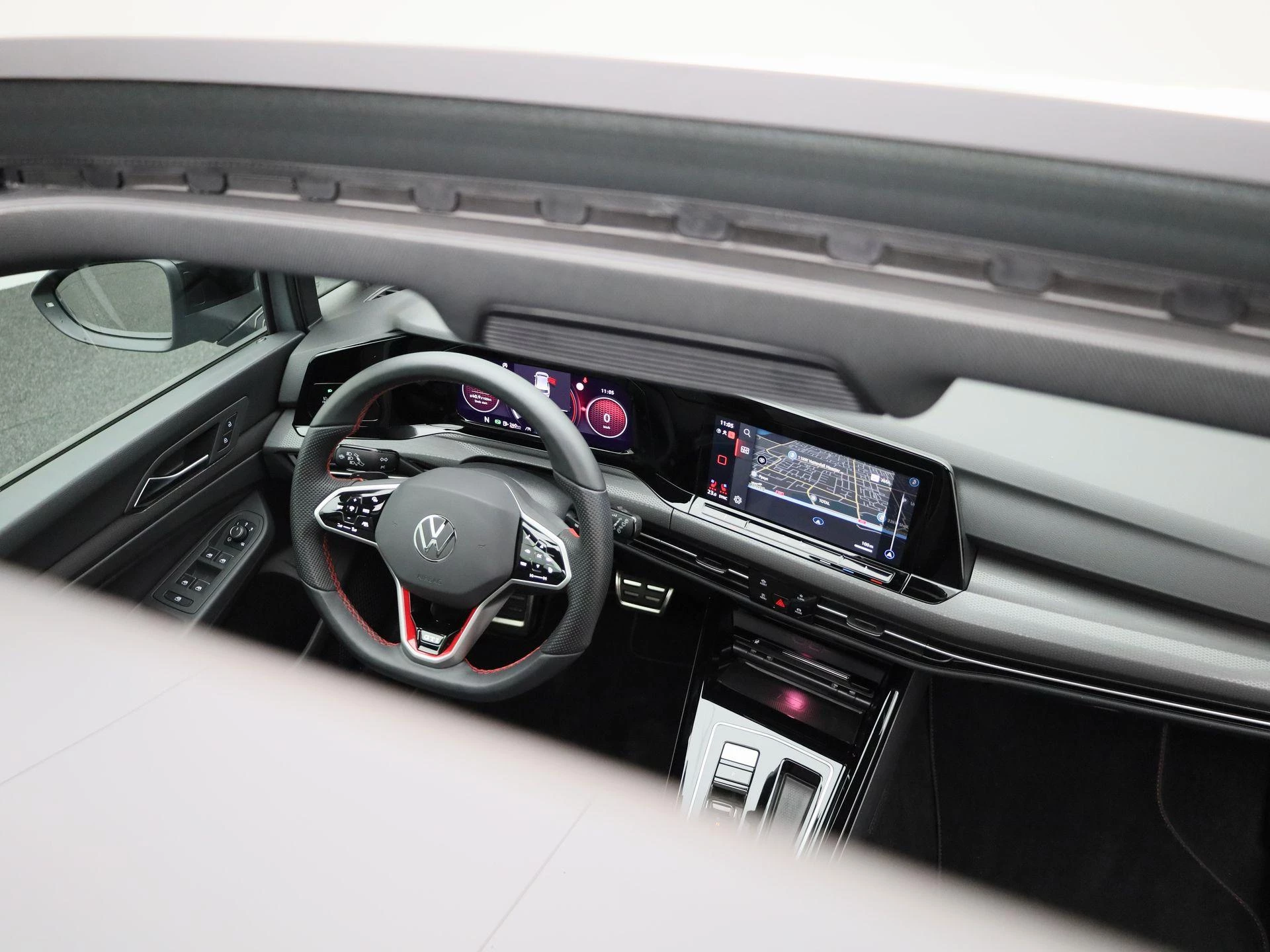 Volkswagen-Golf-image-40