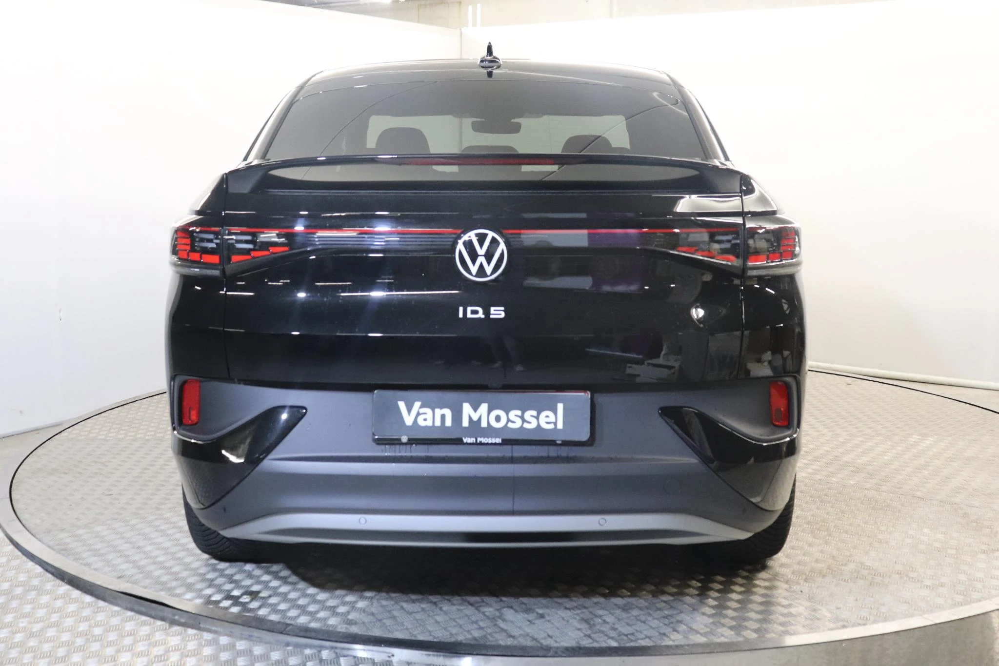 Volkswagen-ID.5-image-3