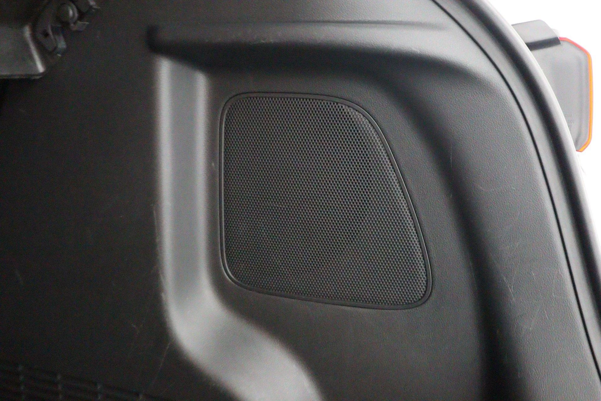 Hyundai-Kona-image-35