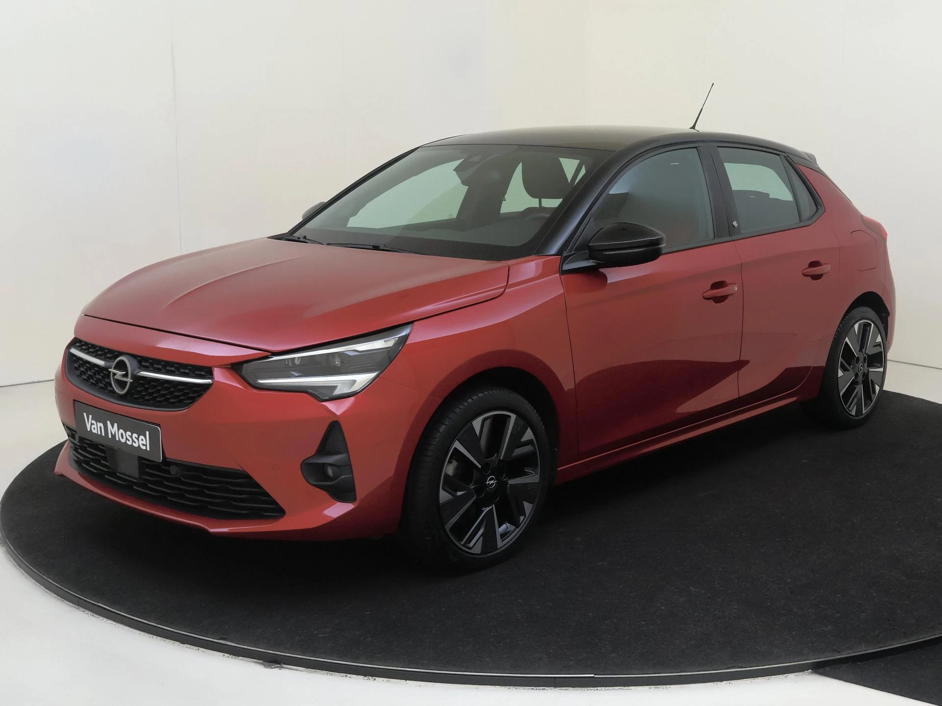 Opel-Corsa-e-image-0