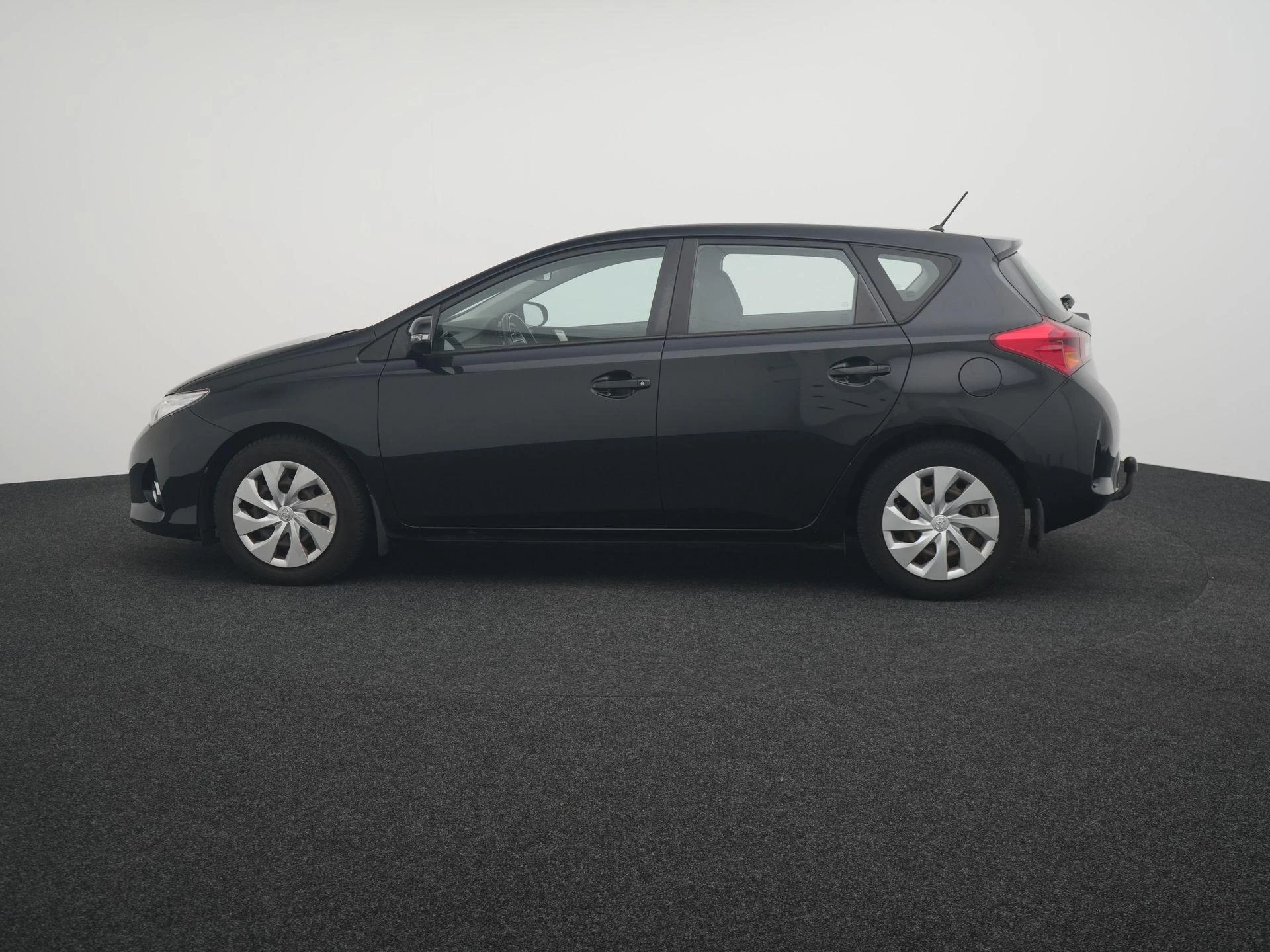 Toyota-Auris-image-3