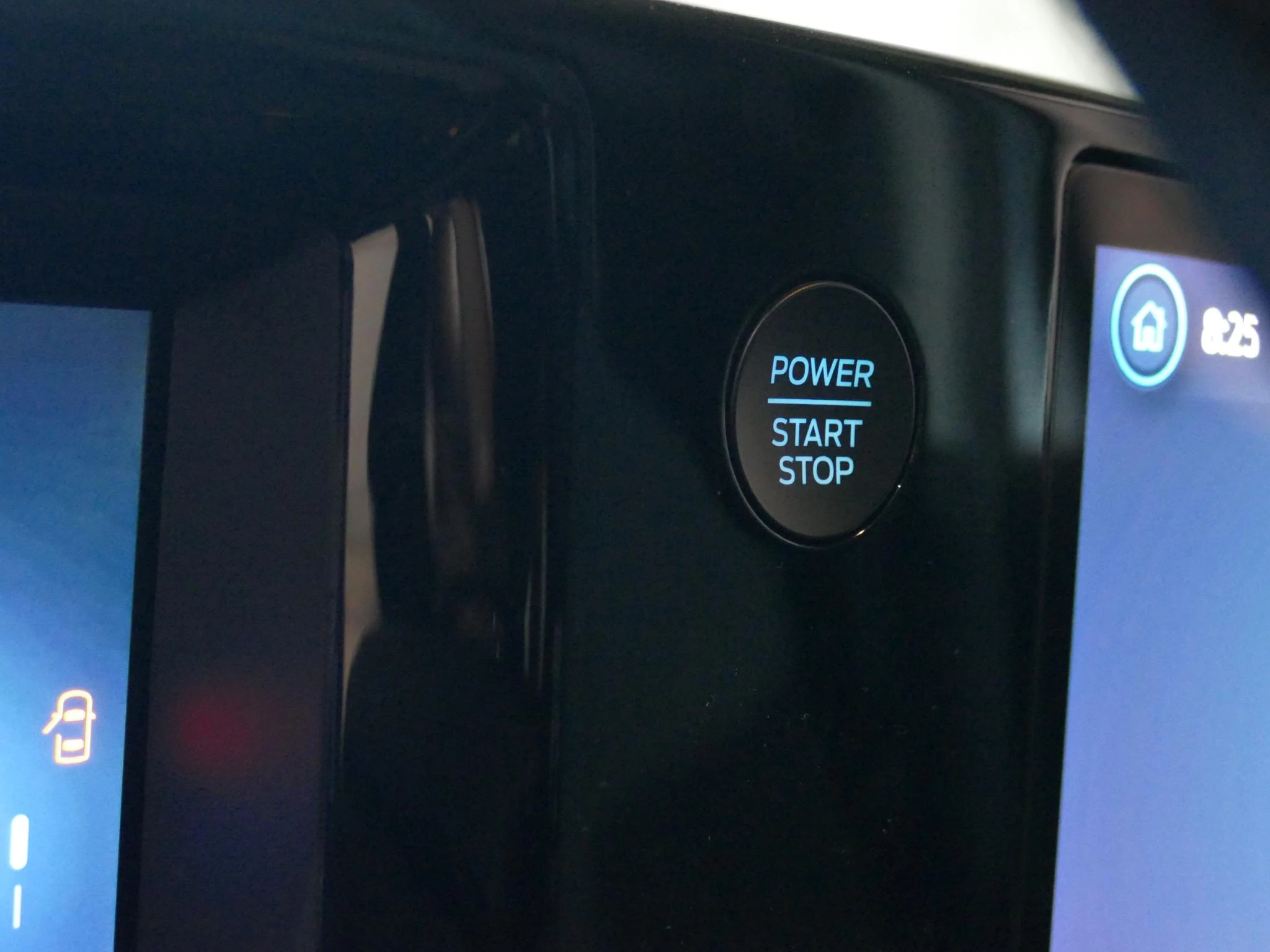 Ford-Transit Courier-image-10