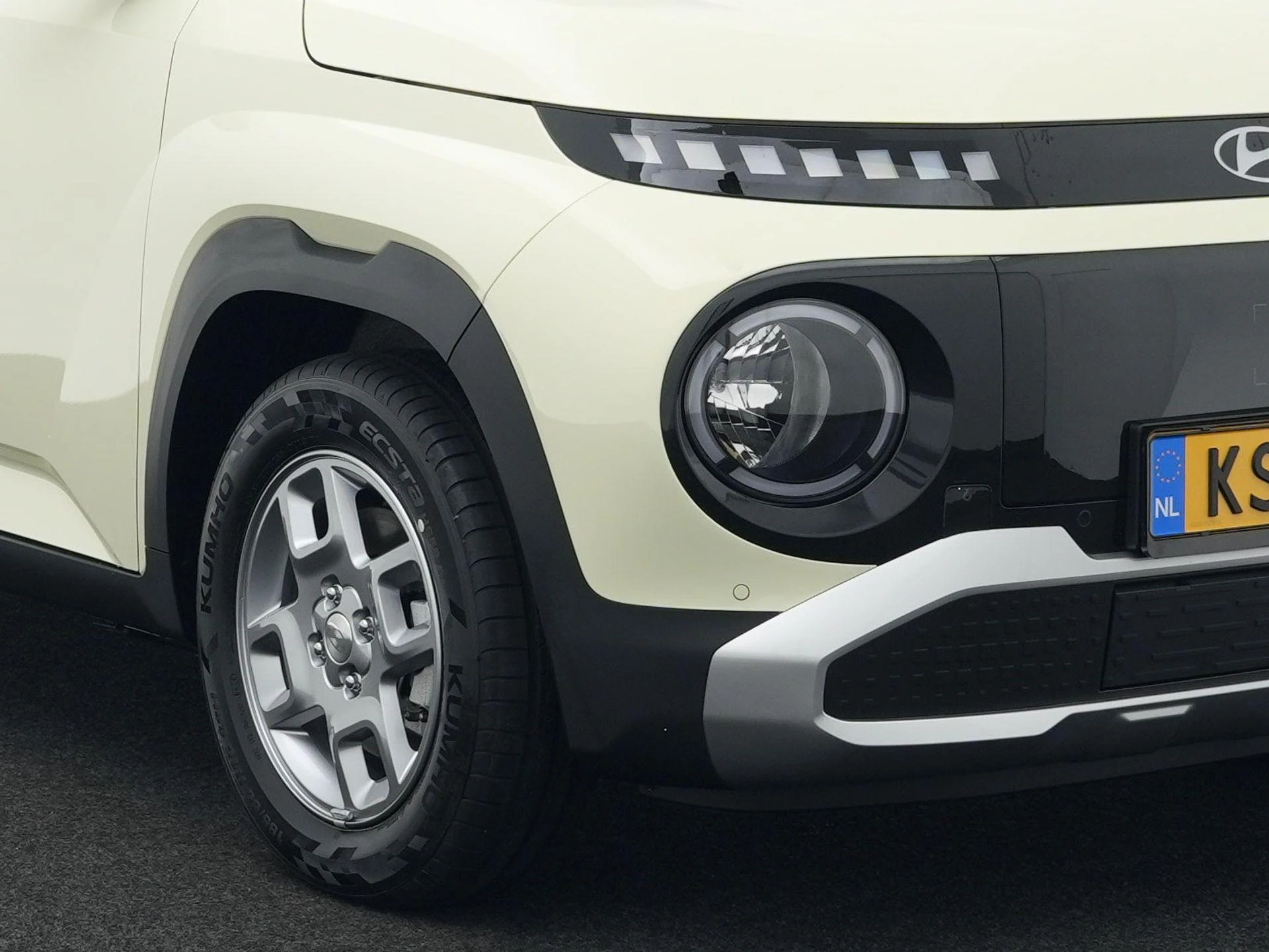 Hyundai-Inster-image-11