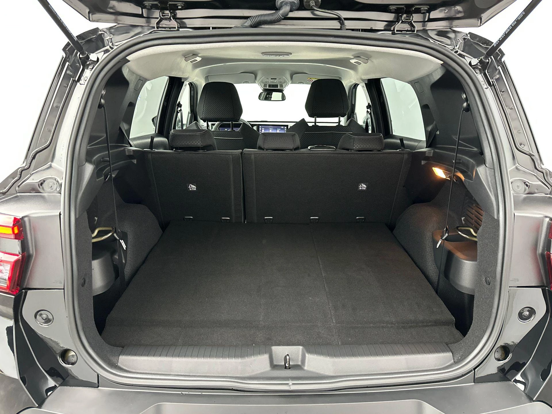 Opel-Frontera-image-26