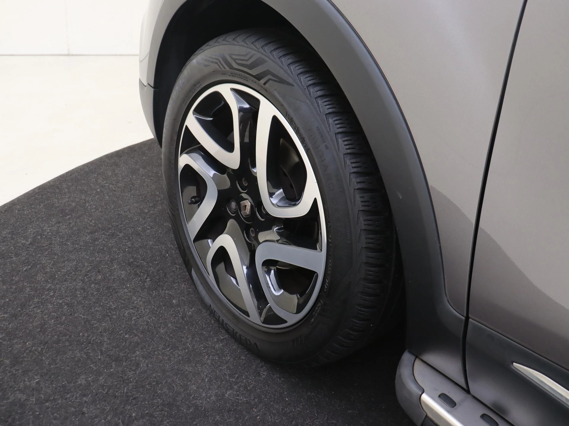 Renault-Captur-image-28