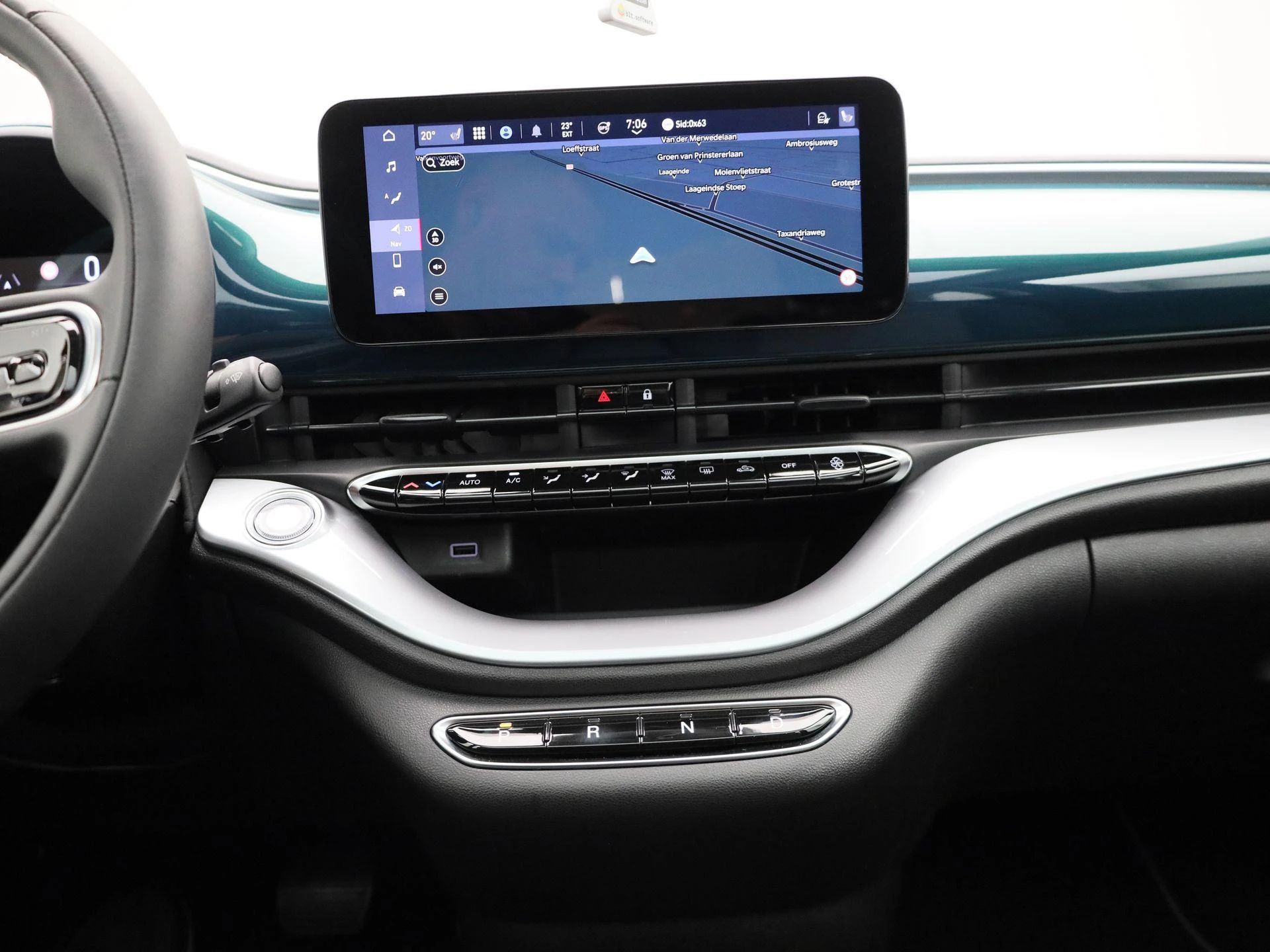Fiat-500e-image-8