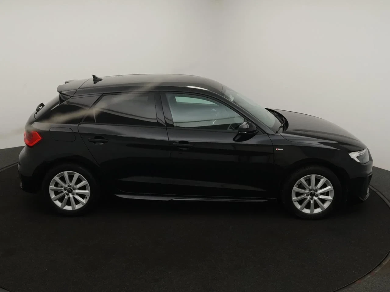Audi A1 Sportback Audi A1 Sportback 2X-S line 30TFSI 116PK *AUTOMAAT*LEDER*VIRTUAL COCKPIT*PDC*CRUISE*NAVI*APP-CONNECT*...*