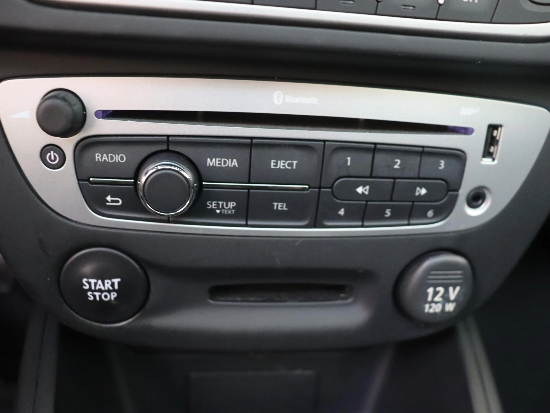Renault-Mégane-image-23