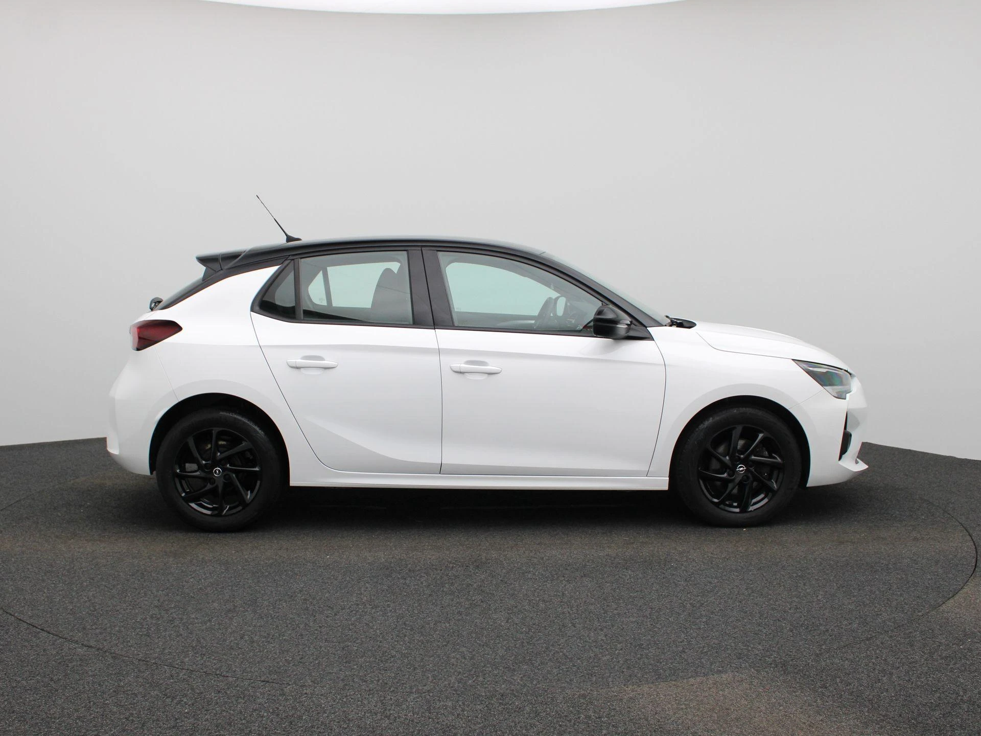 Opel-Corsa-image-5