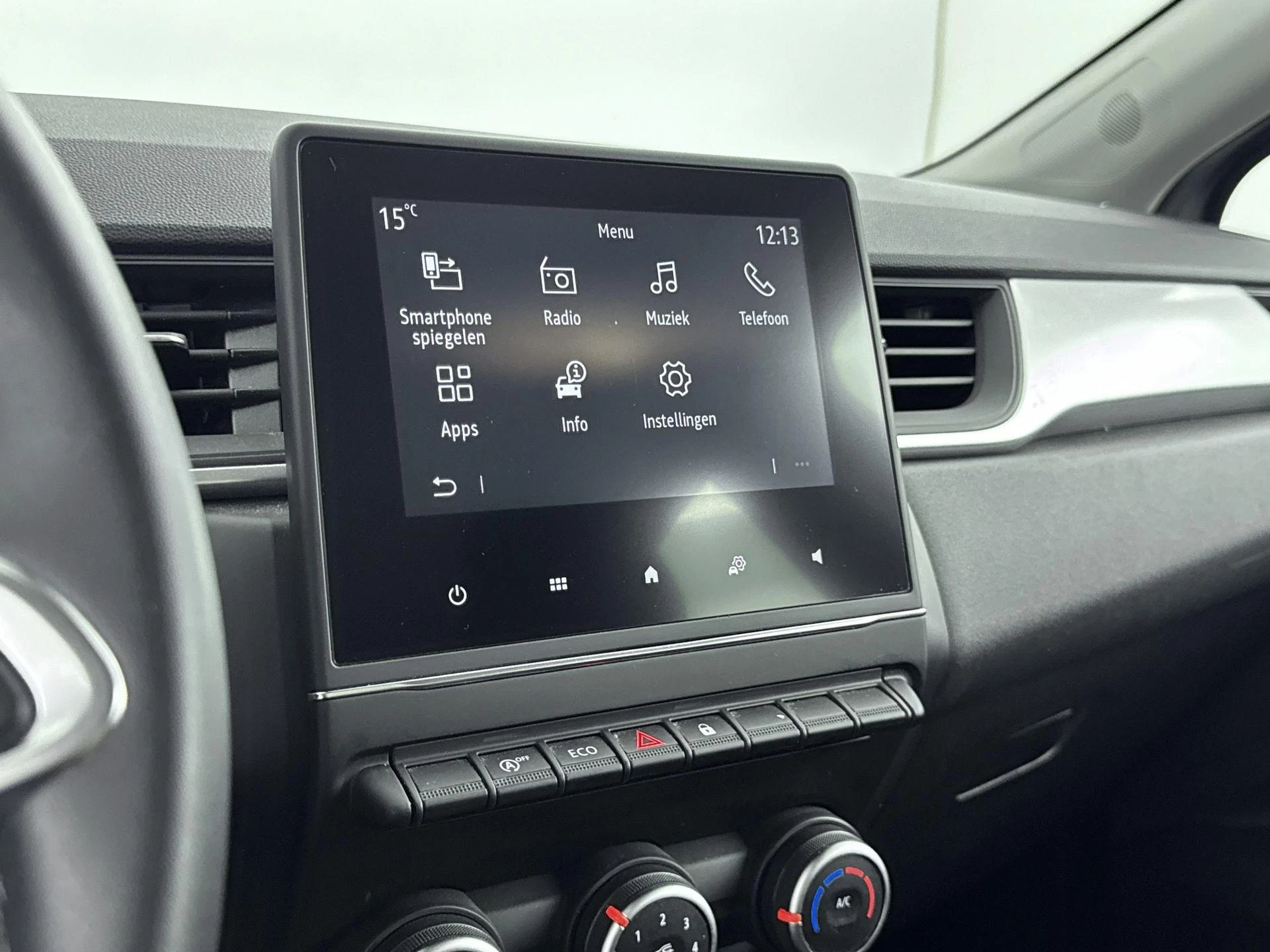 Renault-Captur-image-14