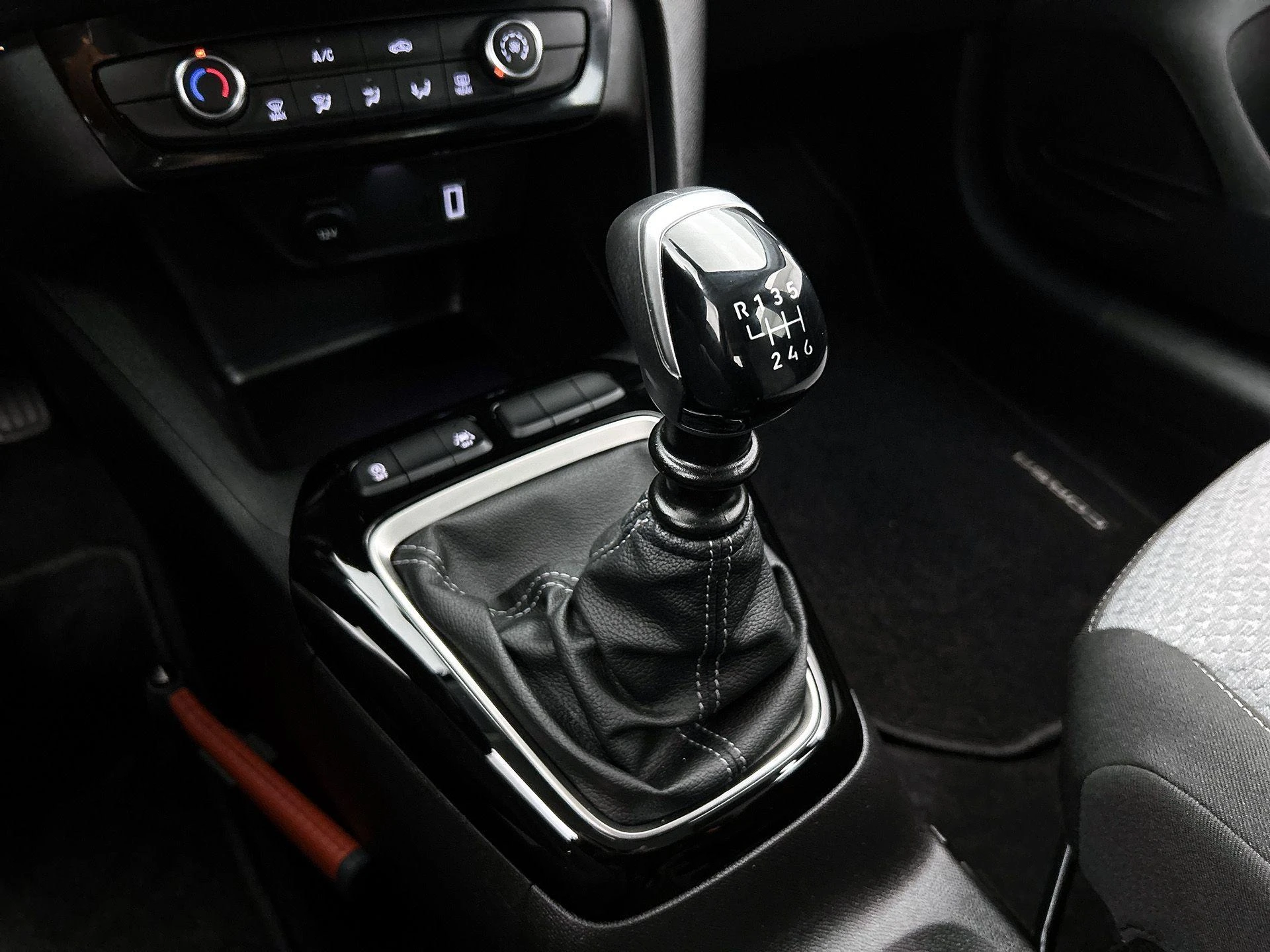 Opel-Corsa-image-23