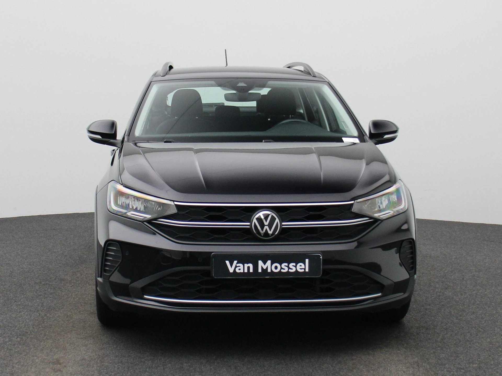 Volkswagen-Taigo-image-2