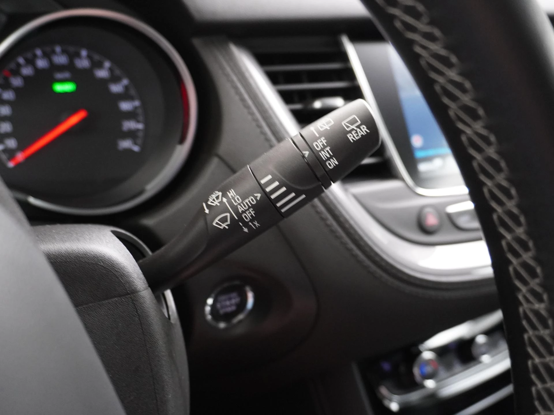 Opel-Grandland X-image-22